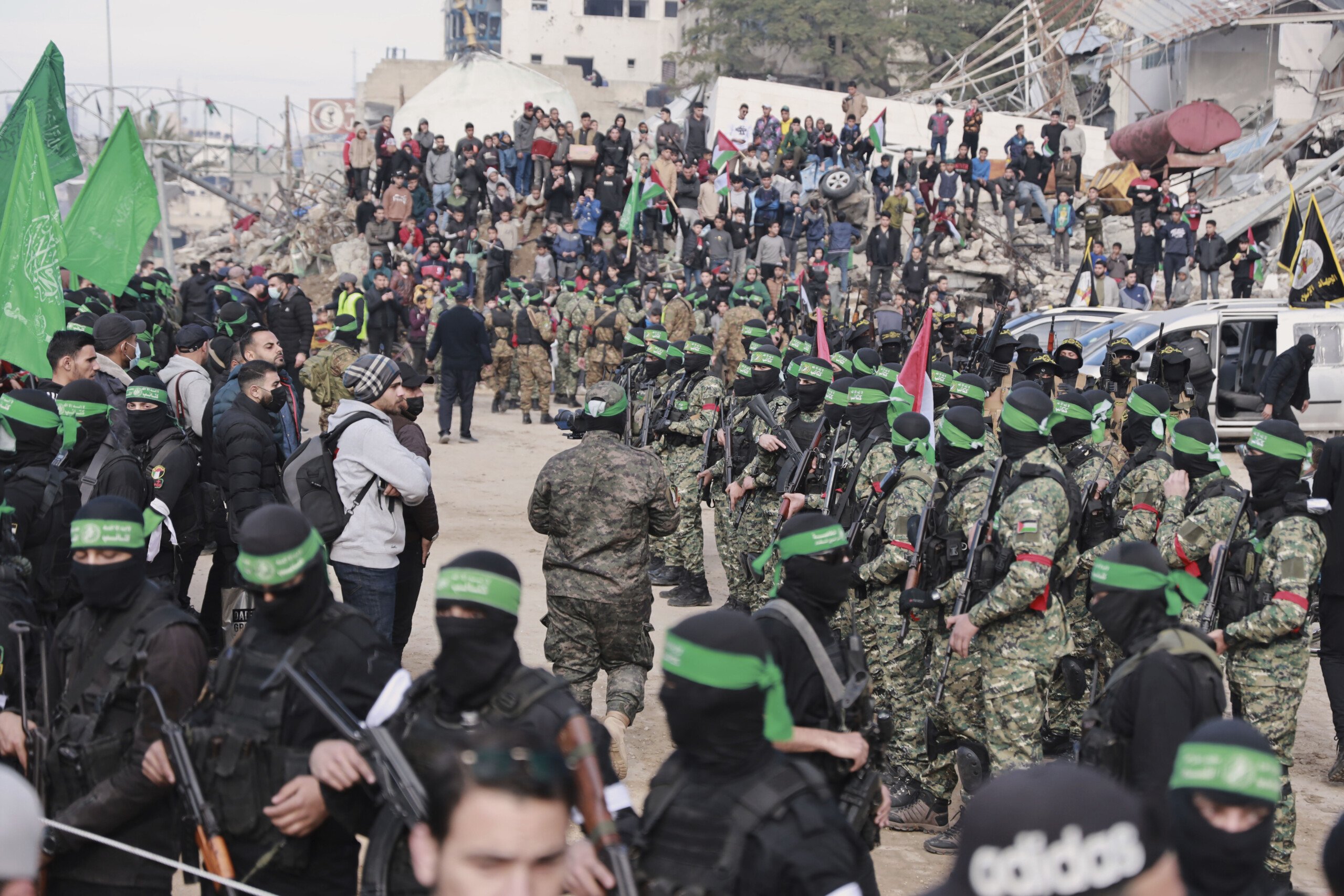 middle east israel accuses hamas of violating hostage deal scaled