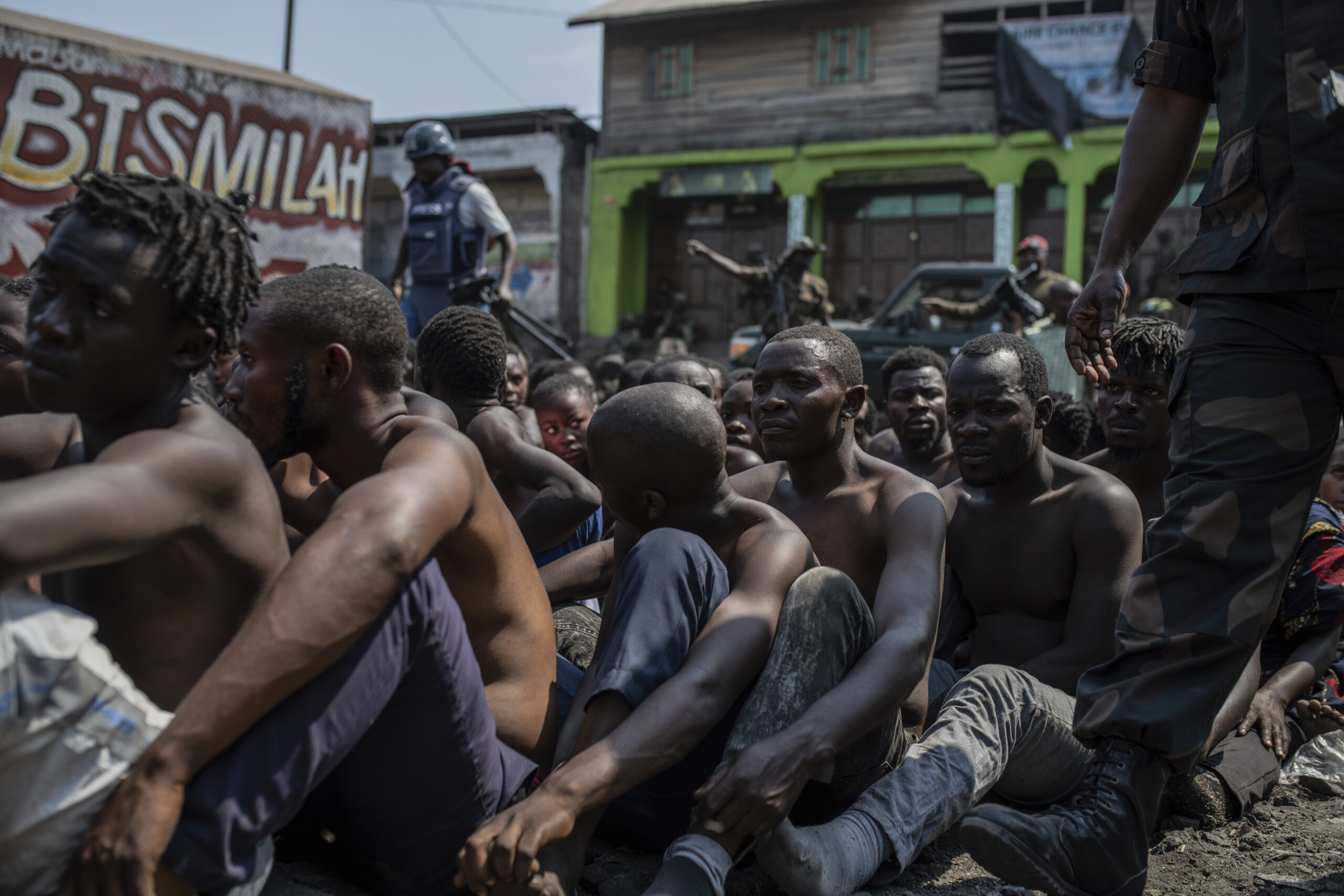 congo prison fire in goma over 2000 inmates escape scaled