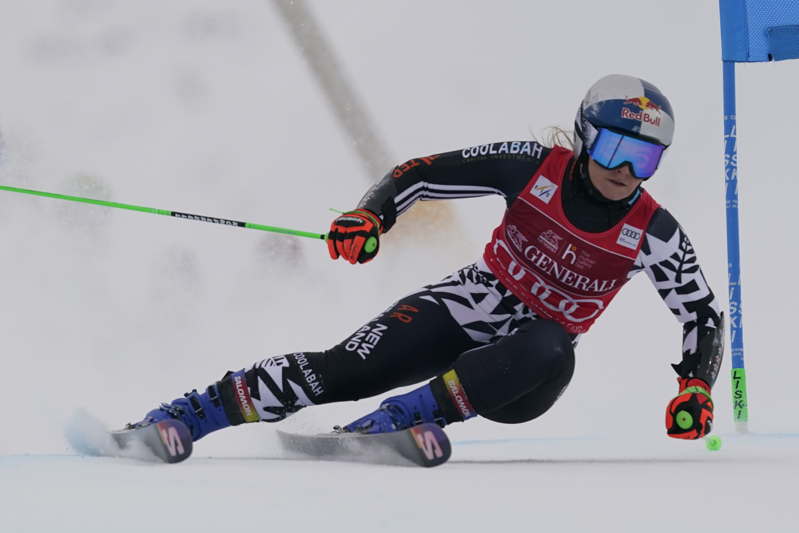 skiing cdm robinson leads 1st giant slalom run sestriere brignone 4th scaled