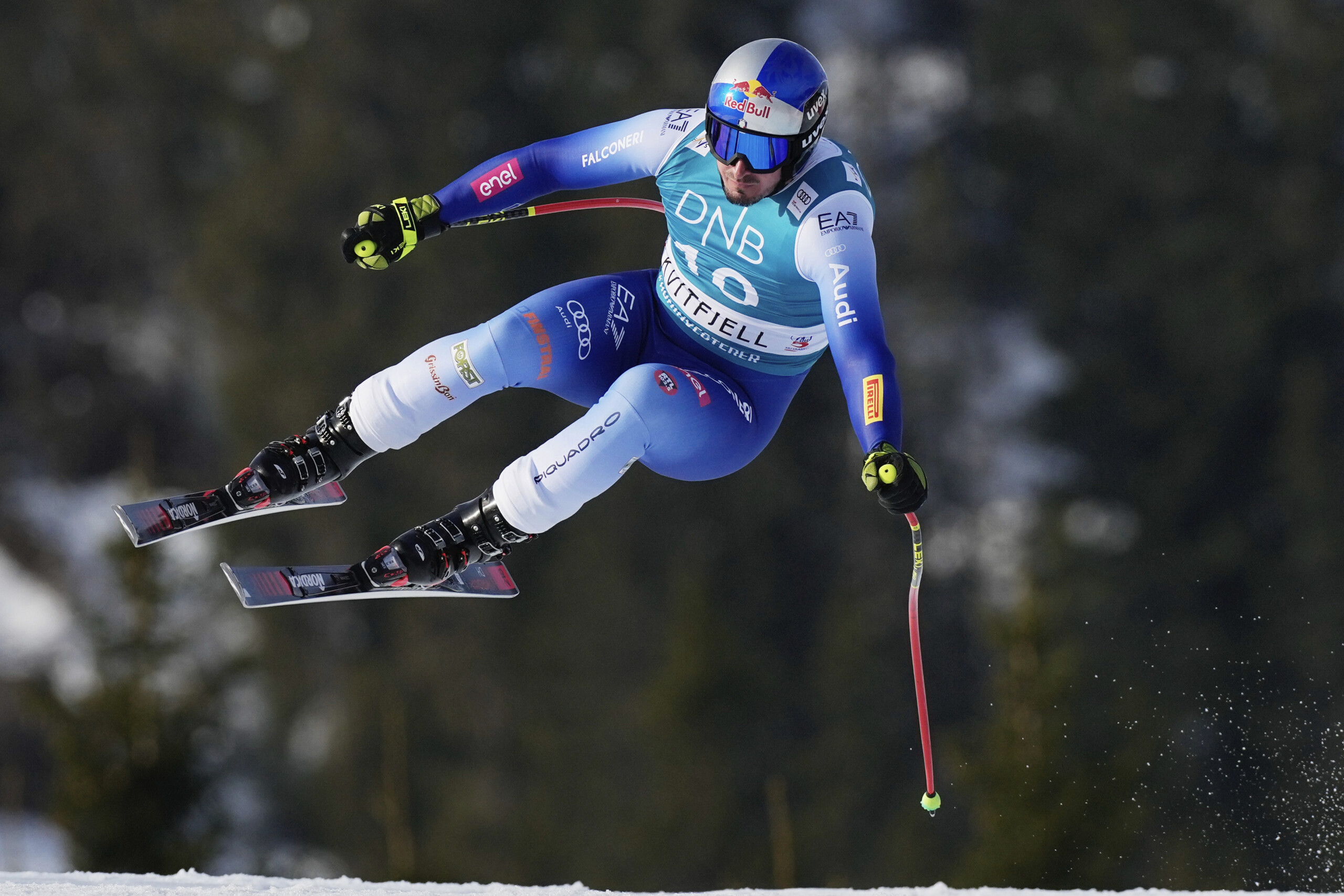 skiing paris wins downhill in kvitfjel scaled
