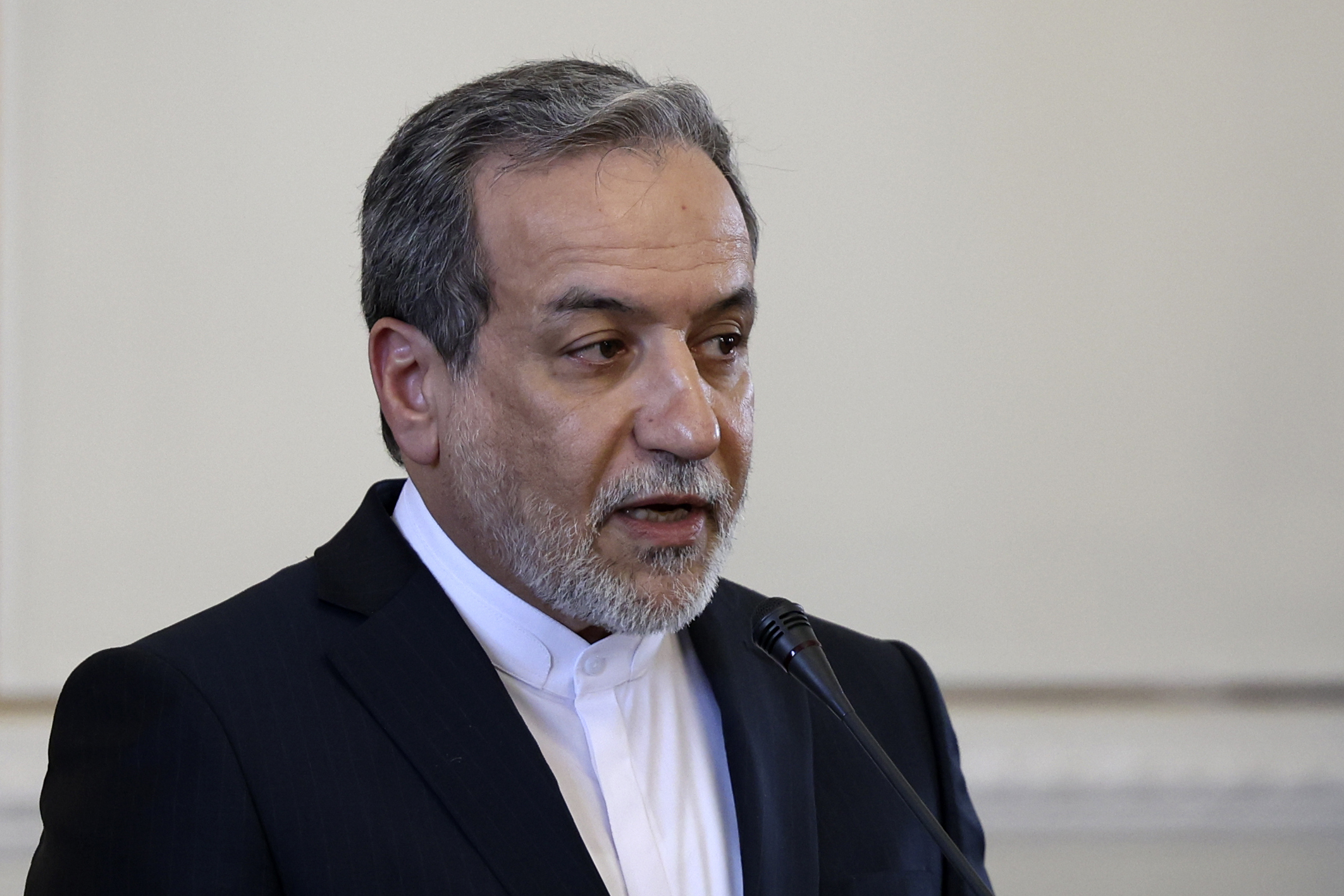iran le ministre des affaires etrangeres un accord avec les etats unis est possible lobjectif est la levee des sanctions dubai emirats arabes unis 8 avril lapresse ap