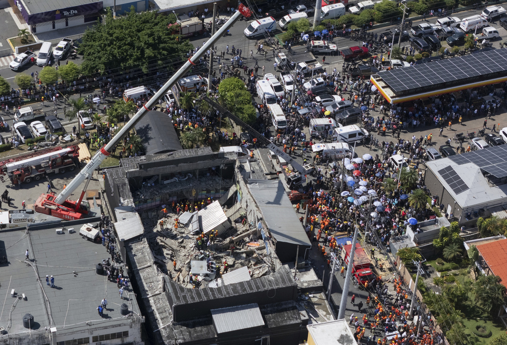 dominican republic death toll from nightclub collapse rises at least 60 dead