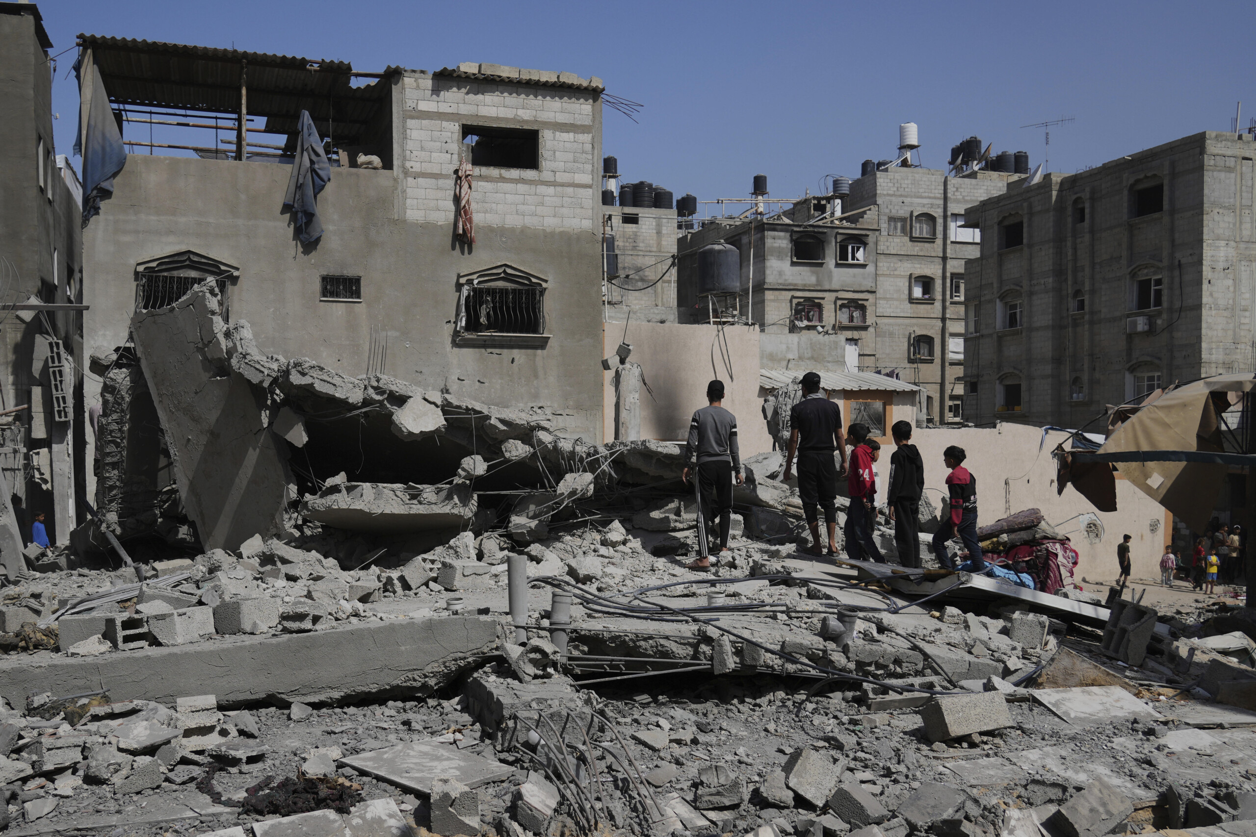 middle east media two women killed in new idf attack on khan younis scaled