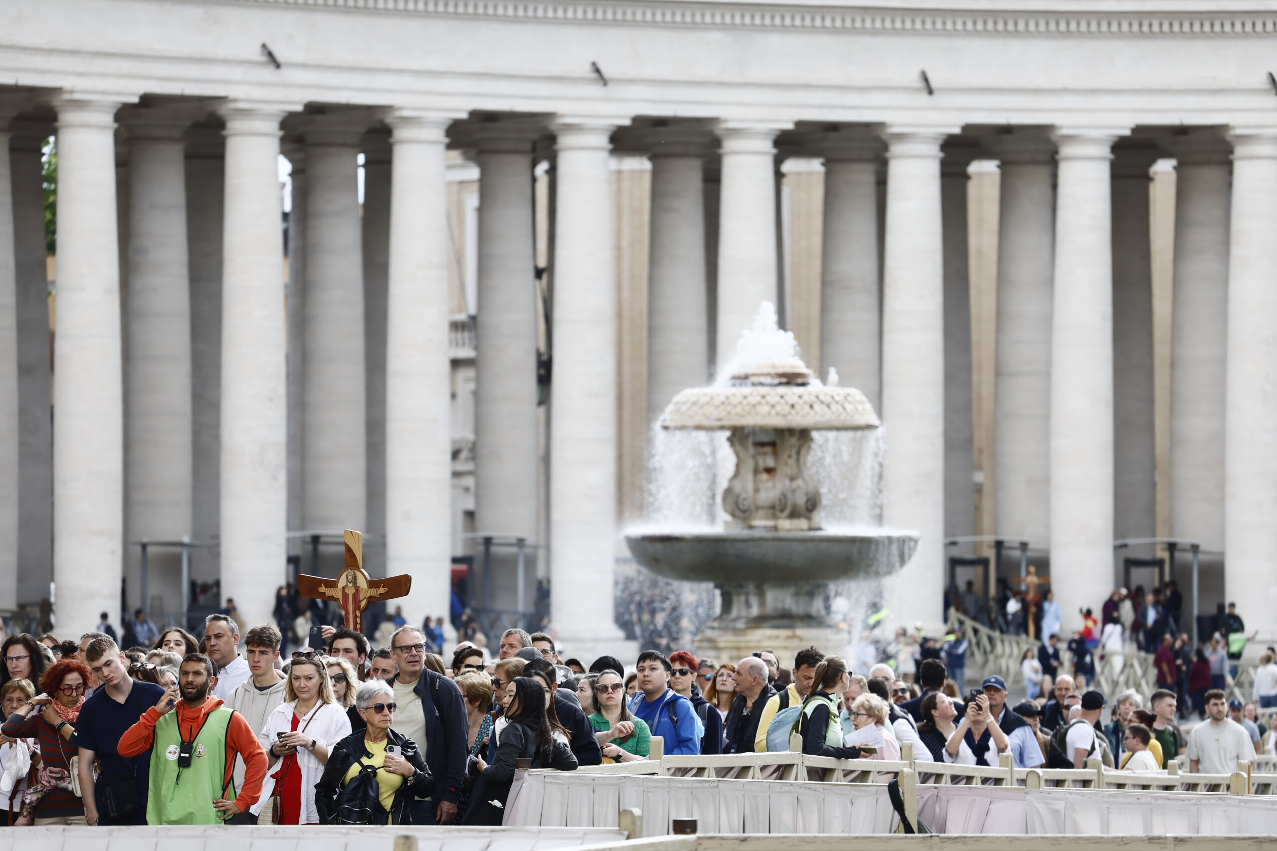 conclave no mid morning smoke proceeding to third ballot scaled