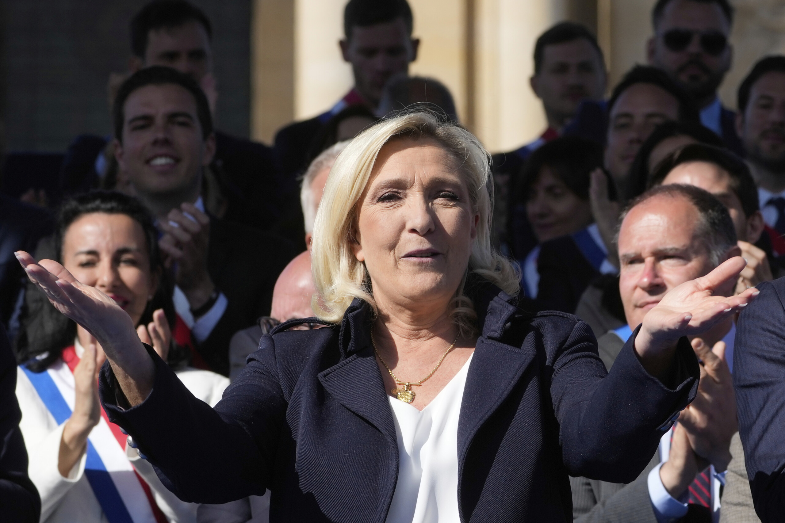 le pen i hope there will be opportunities for collaboration with meloni scaled
