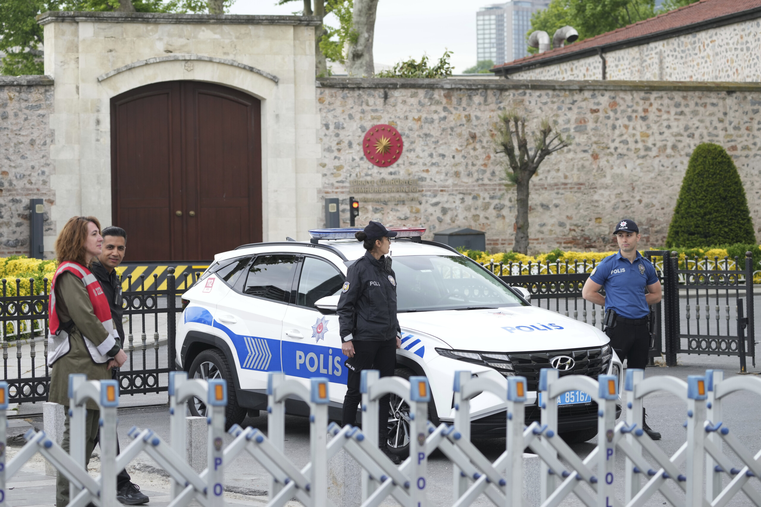 ukraine negotiations between kiev and moscow begin in istanbul scaled