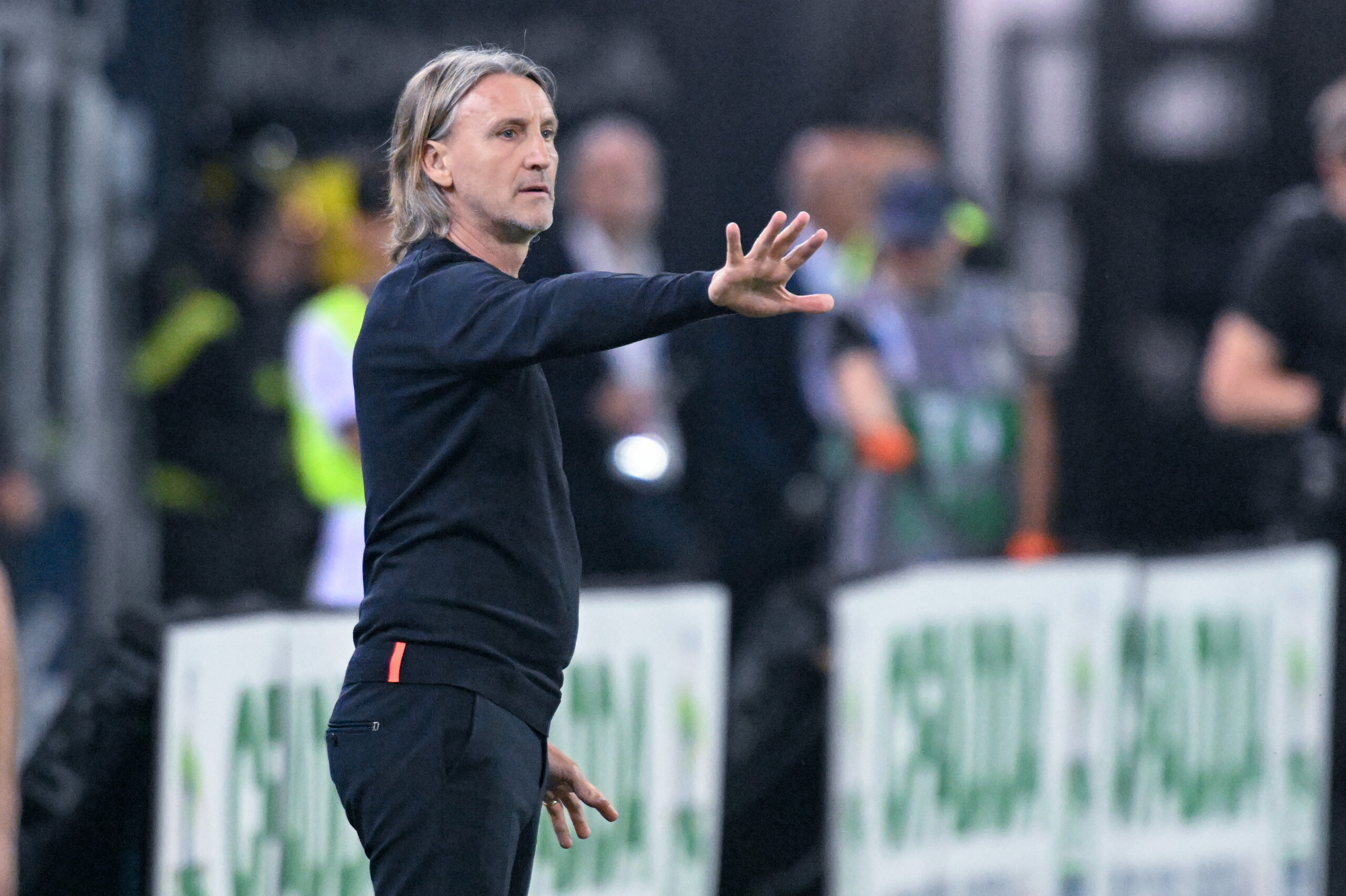 napoli cagliari nicola well play our game with the right attitude on the pitch scaled