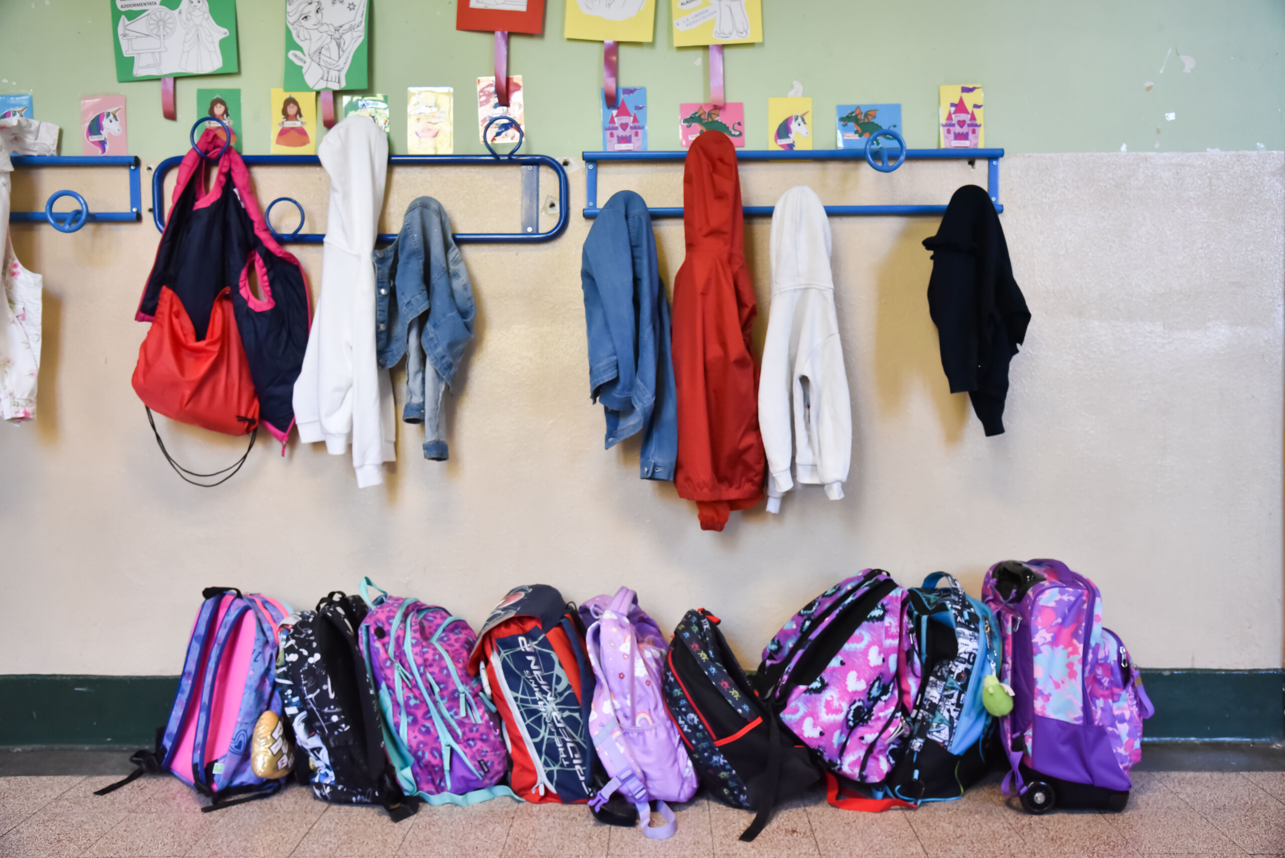 naples mistreatment of primary school pupils teacher suspended scaled