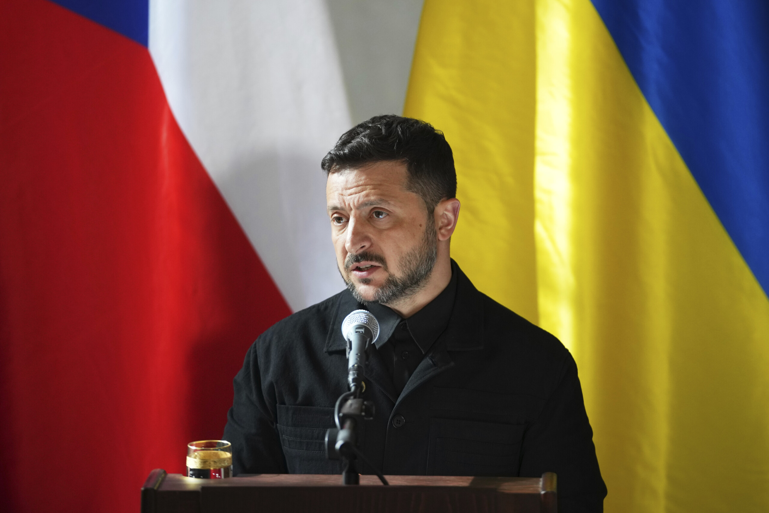 ukraine zelensky first phase of prisoner exchange completed 390 freed scaled