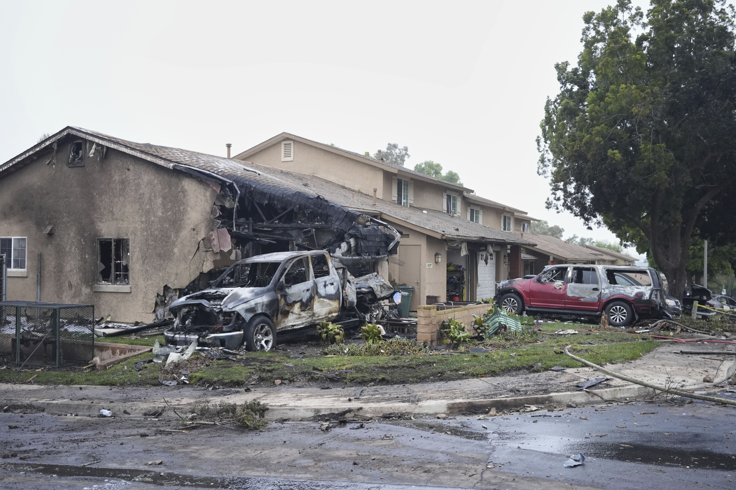 san diego plane crash runway lights were off scaled