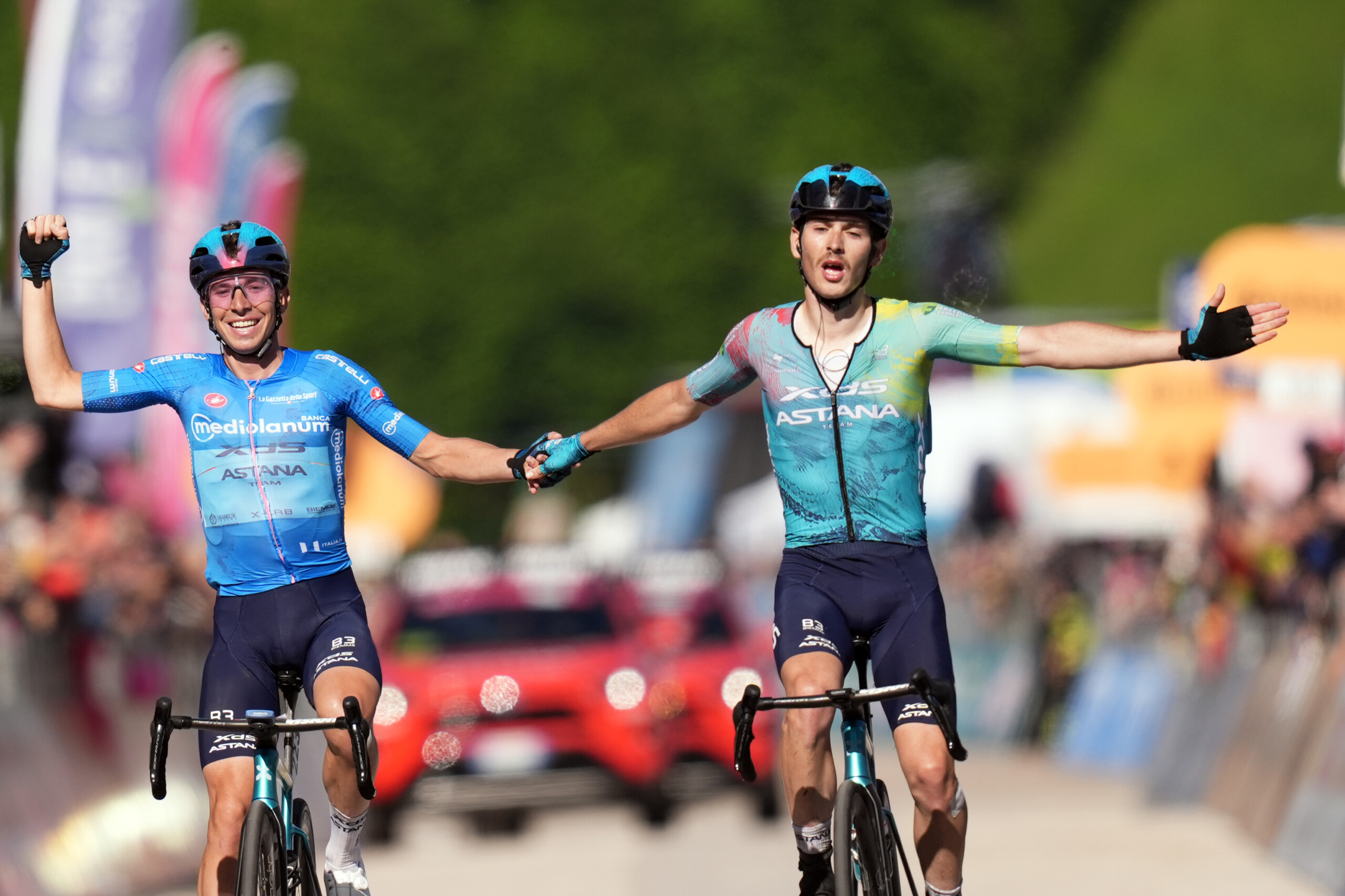 Giro d'Italia, Scaroni wins stage 16: it's the first Italian victory 1 giro ditalia scaroni wins stage 16 its the first italian victory scaled