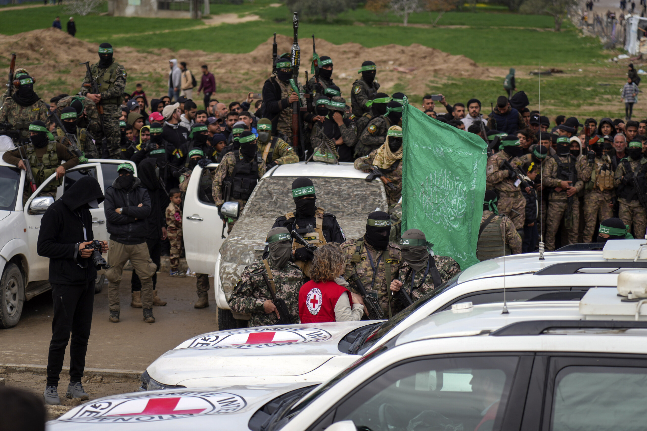 middle east hamas gives positive response to u s plan but with some remarks scaled