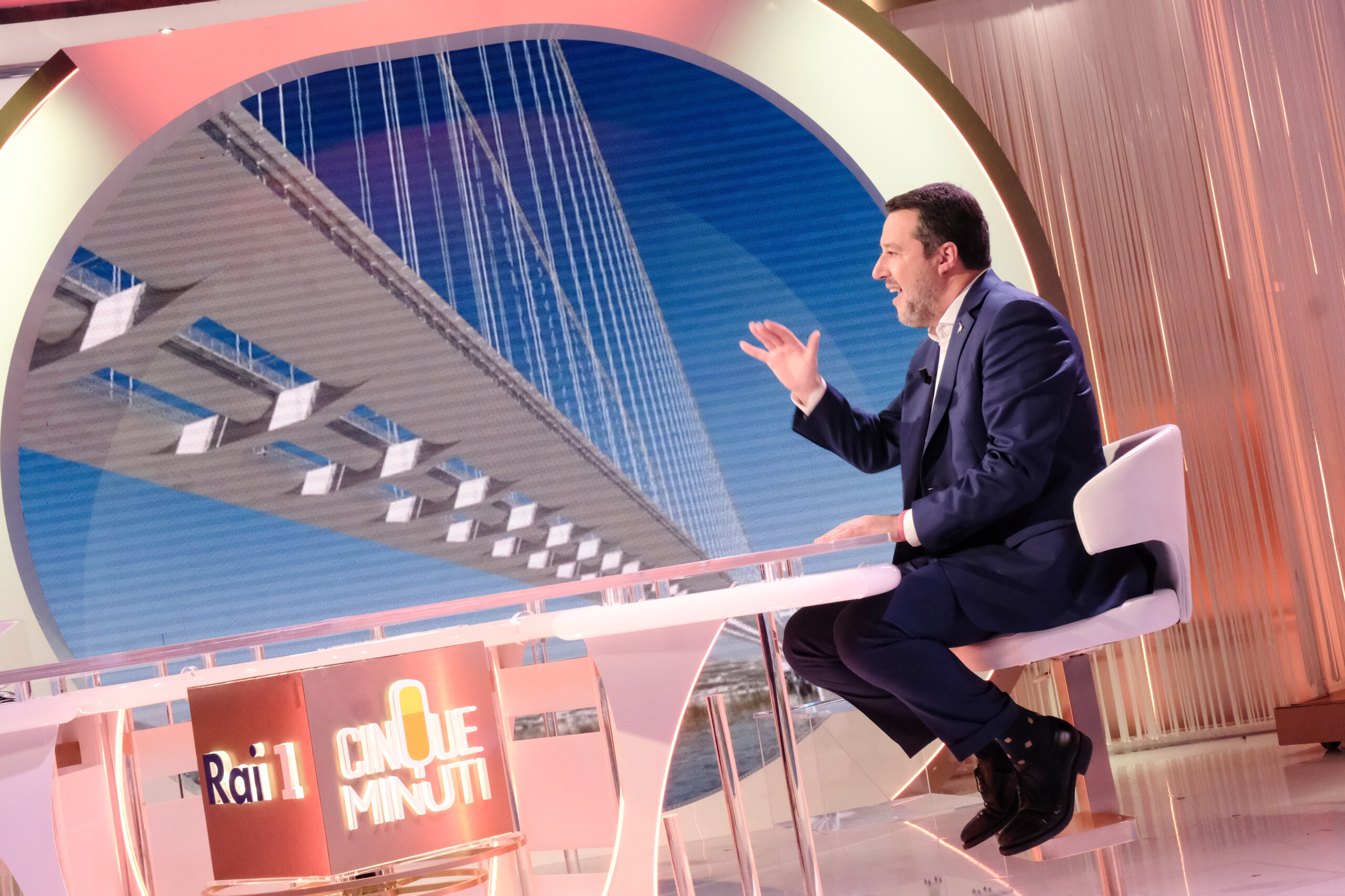 strait bridge salvini construction start by summer 120000 jobs scaled