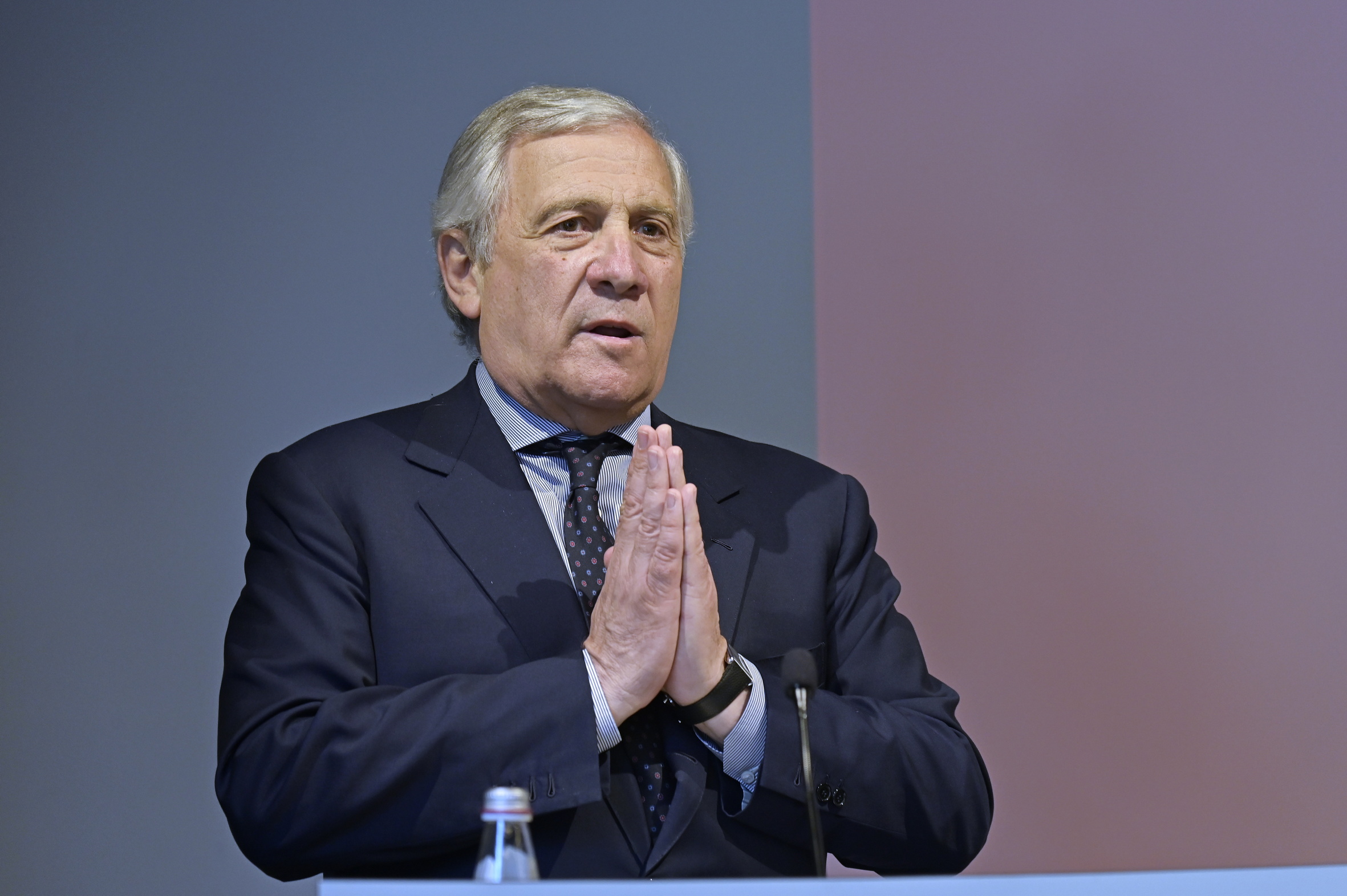 middle east tajani adams mother will also come to italy