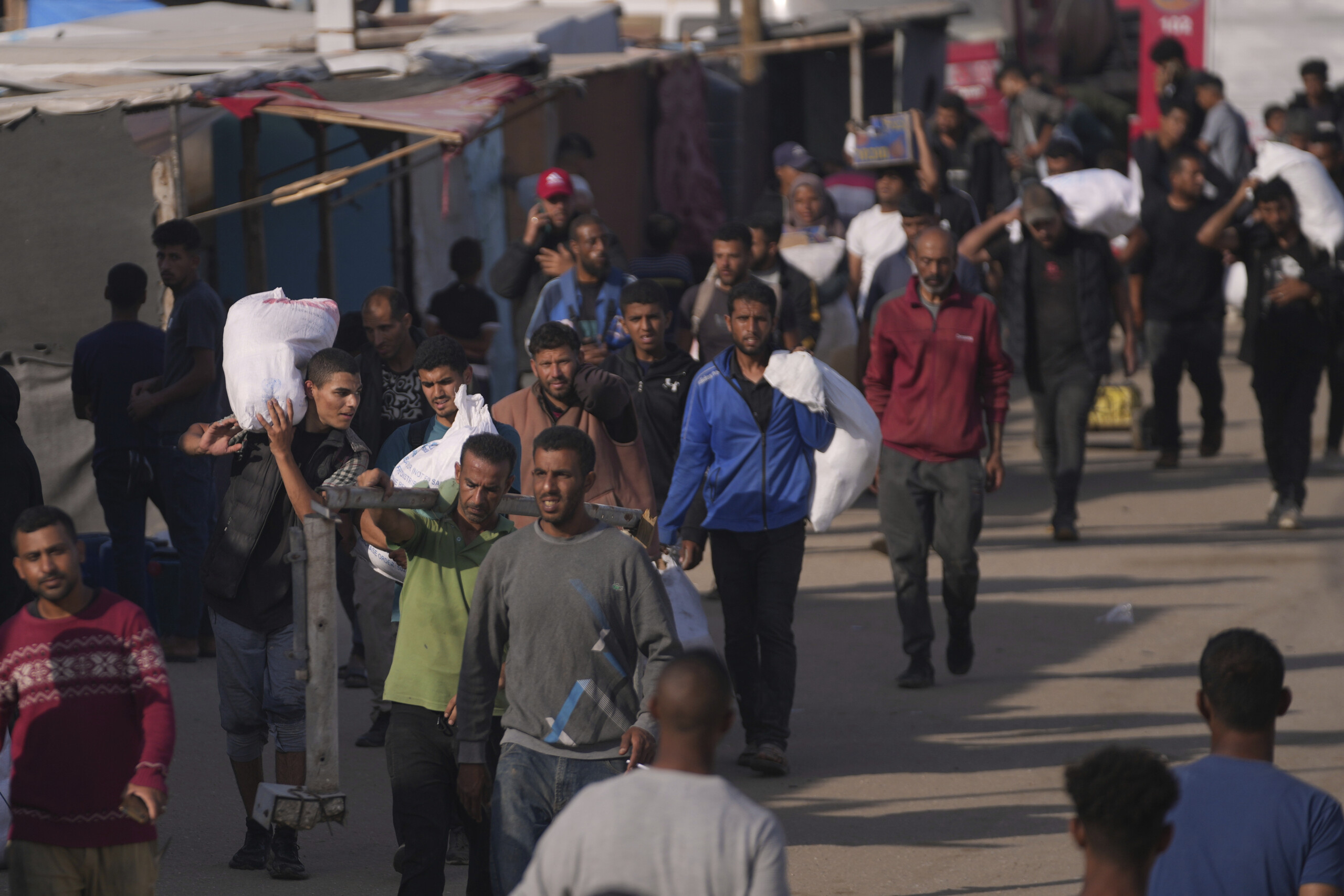 gaza un attacks on civilians waiting for aid are war crimes scaled