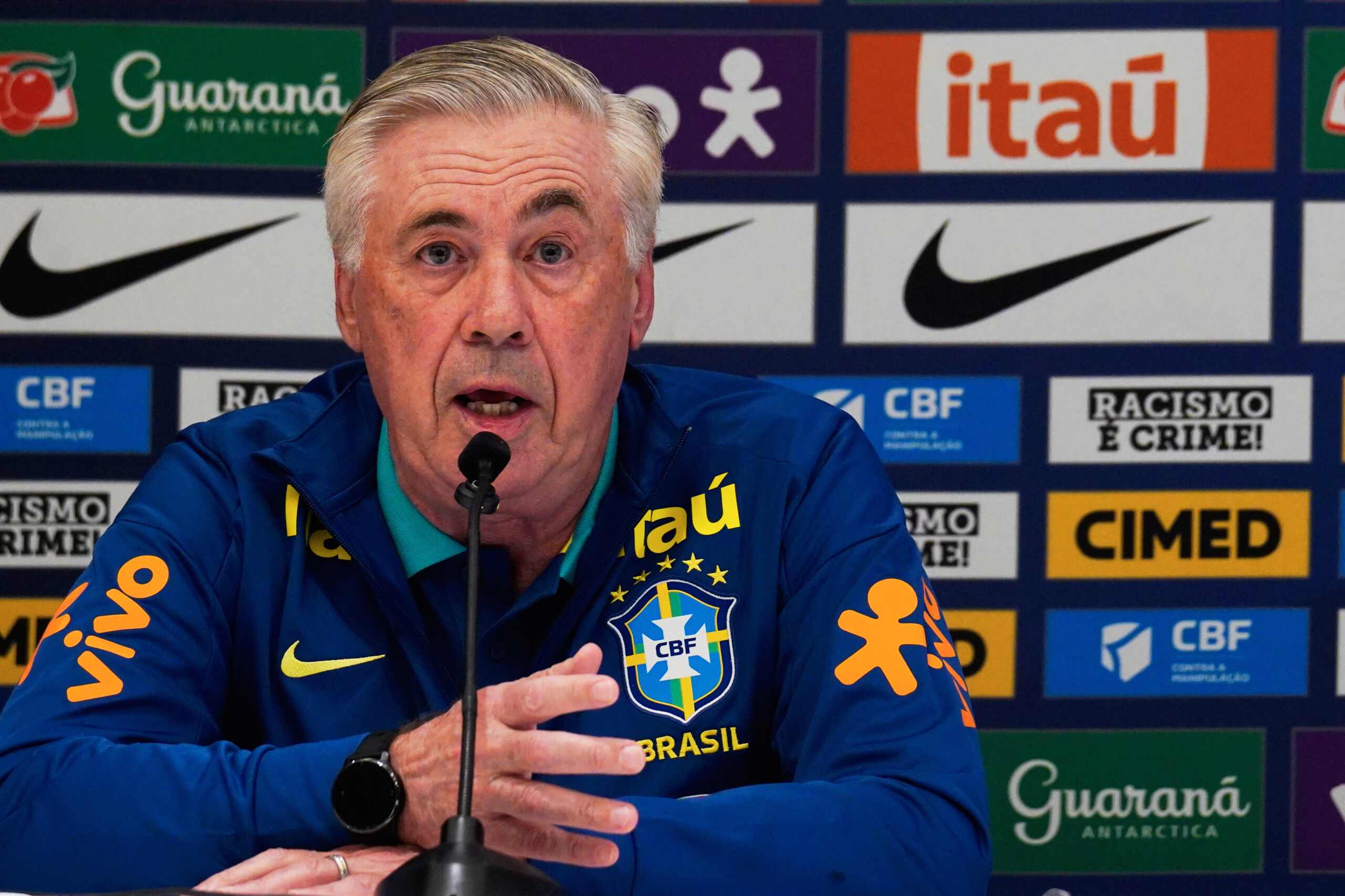 football ancelotti a special match being on the brazil bench is a gift scaled