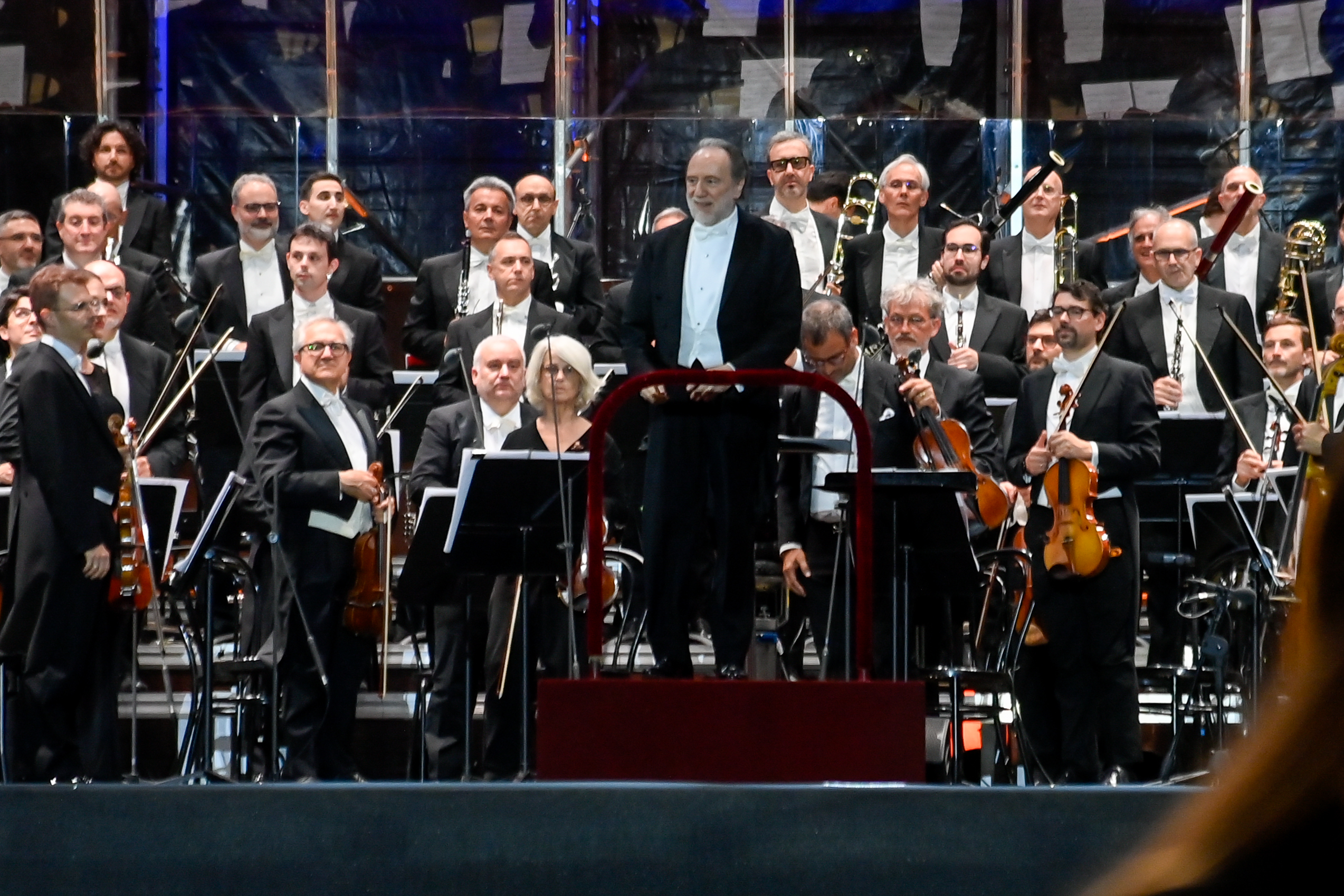 music 15000 people gather in piazza duomo for the filarmonica scala concert in milan