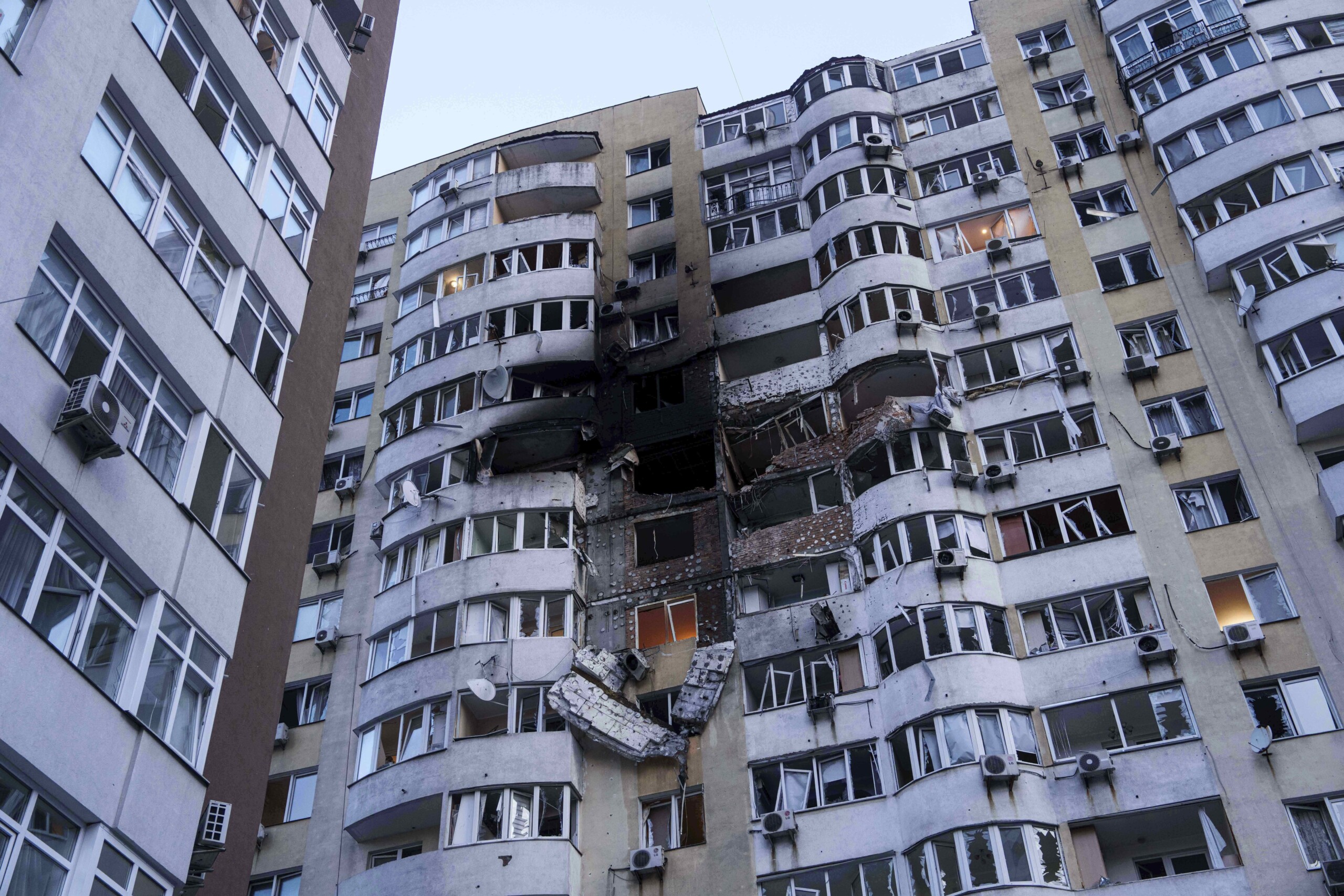 ukraine moscow military targets in kyiv hit in response to their raids scaled