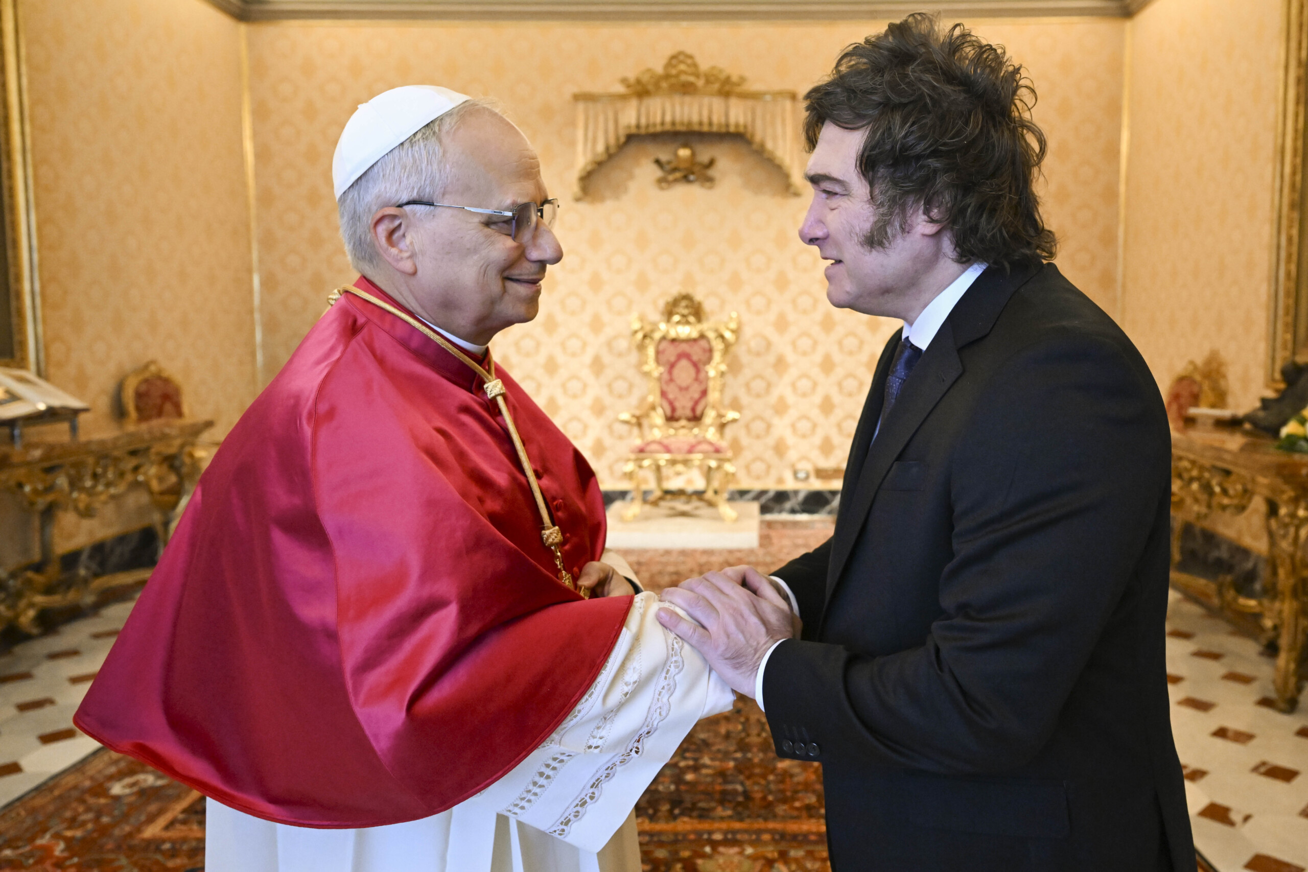 vatican pope leo xiv receives milei urgent commitment to support peace scaled