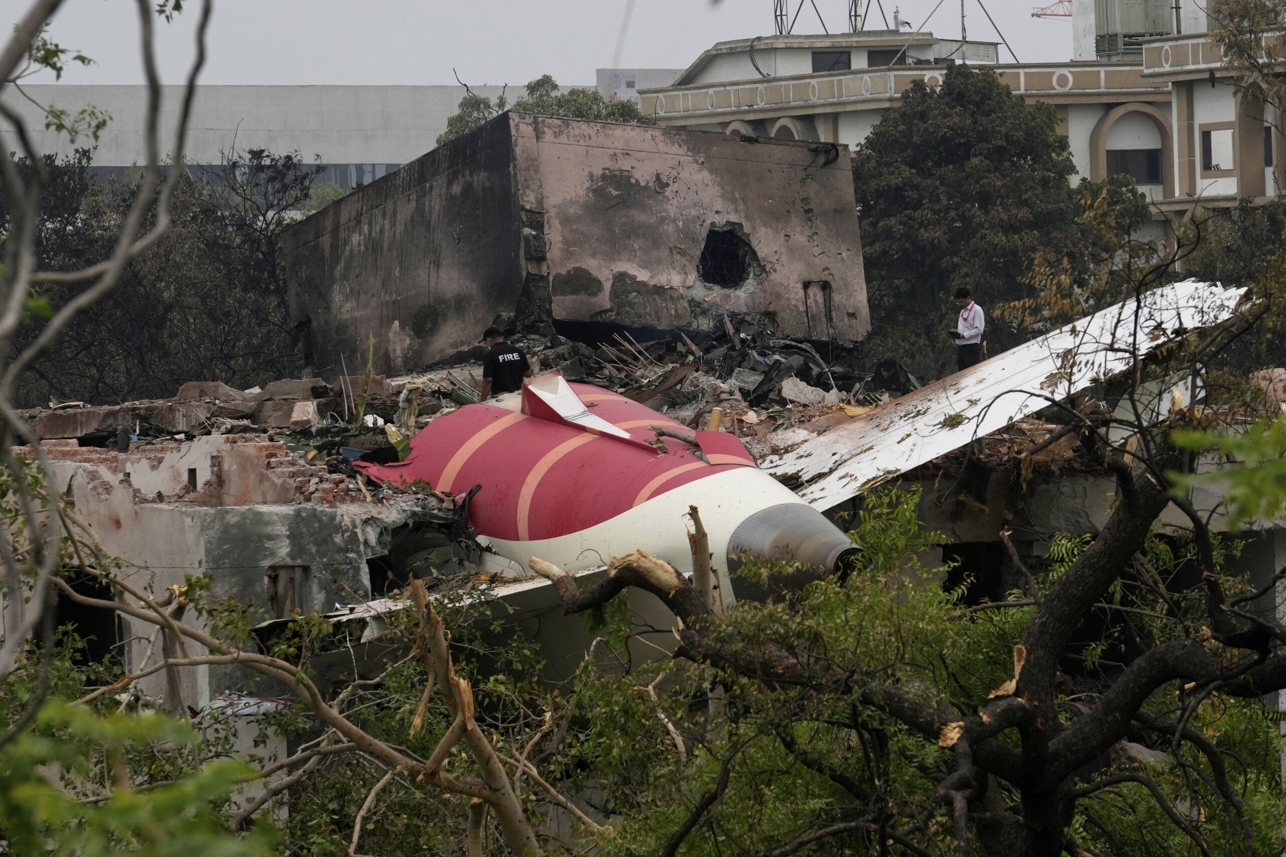 india death toll from plane crash rises to 270 search continues scaled