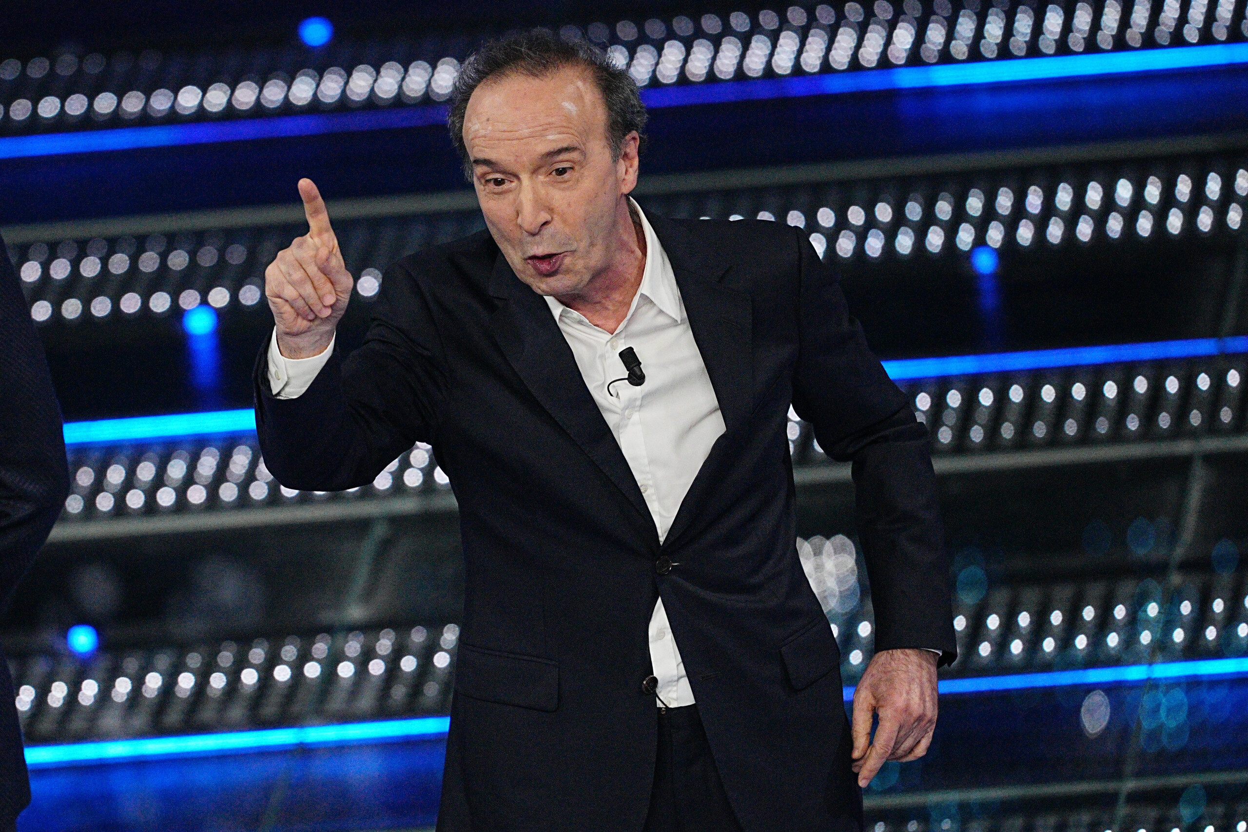 middle east benigni they continue to kill children they are not men scaled