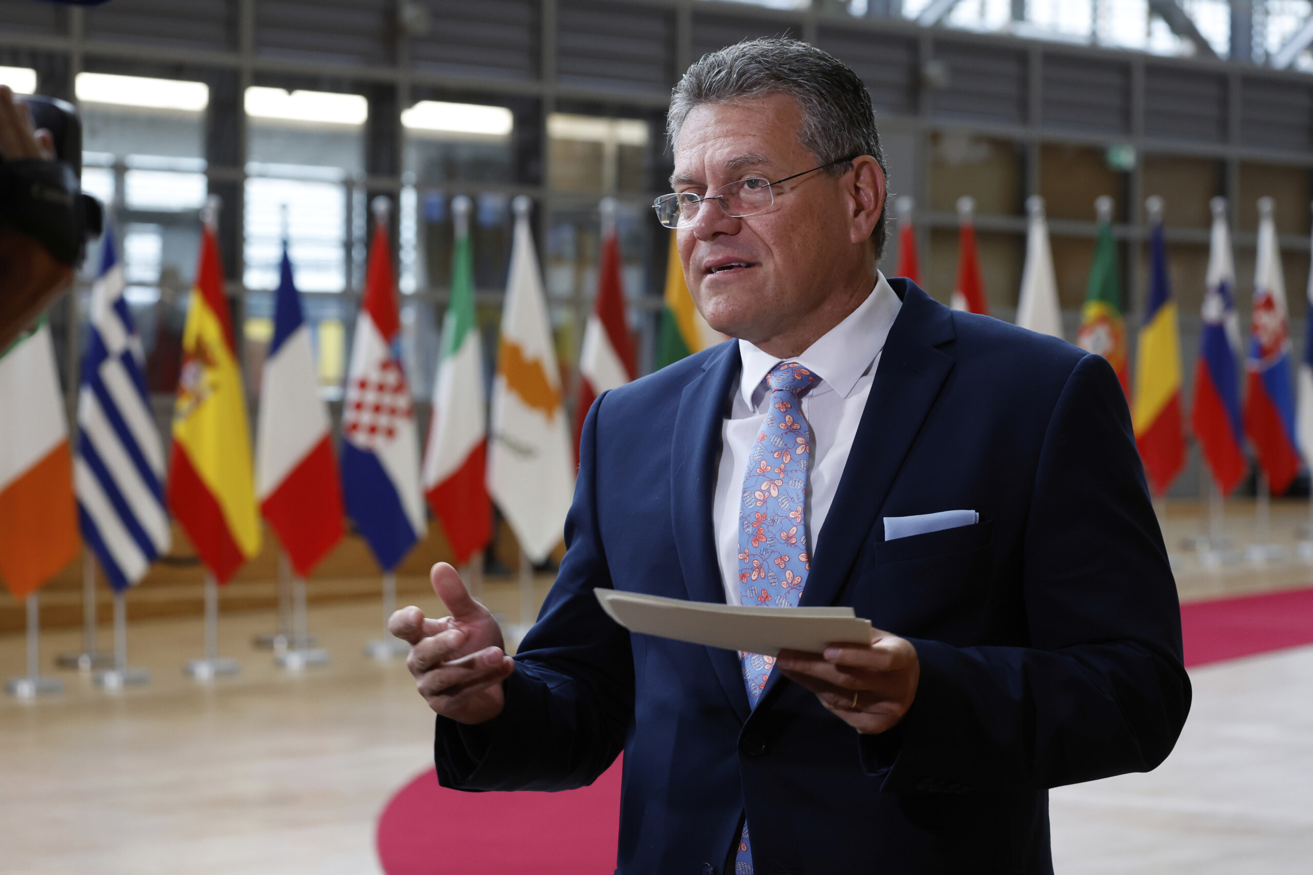 tariffs eu fruitful contacts with the us agreement remains a priority scaled