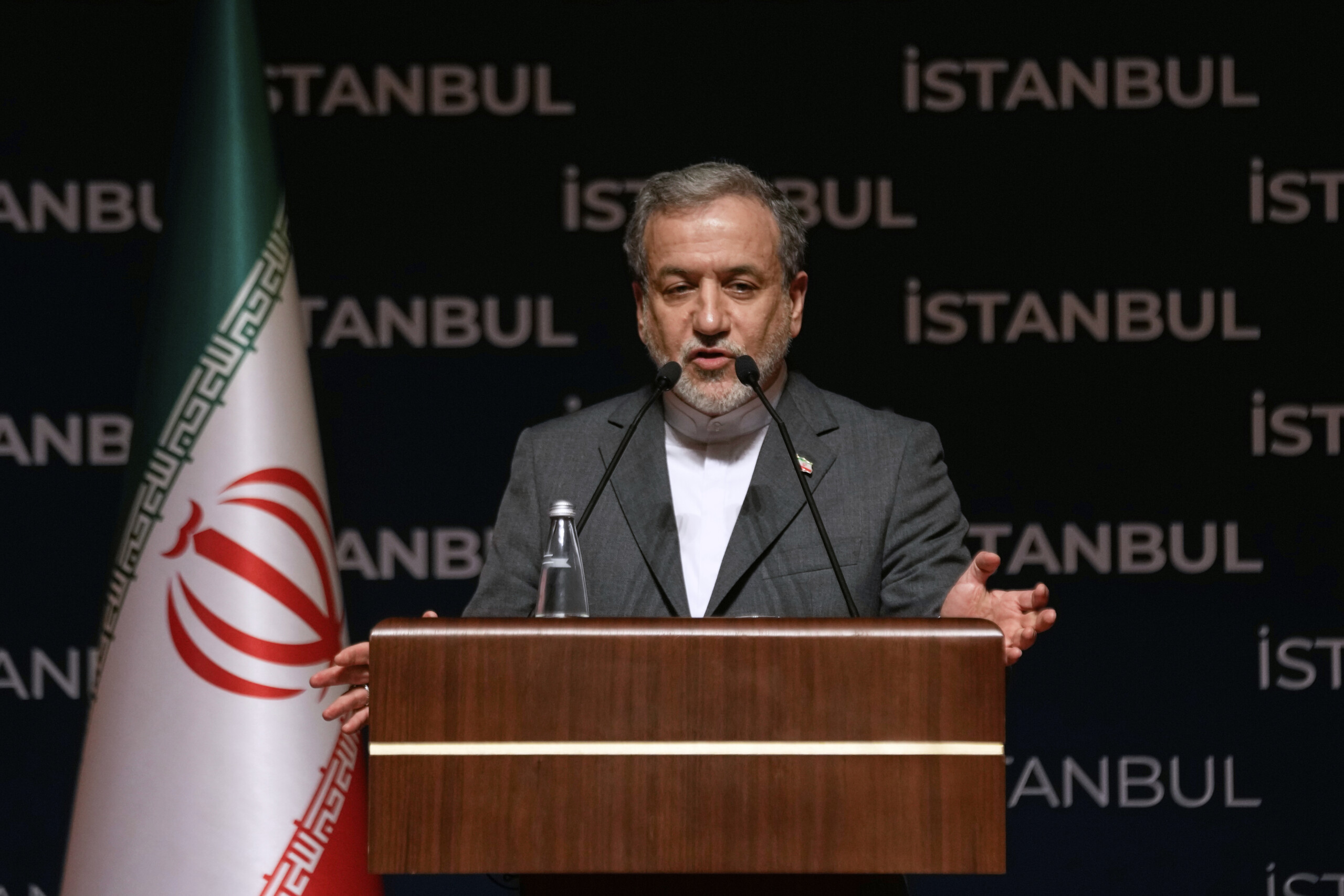 iran araghchi we have the right to defend ourselves against illegitimate attacks scaled