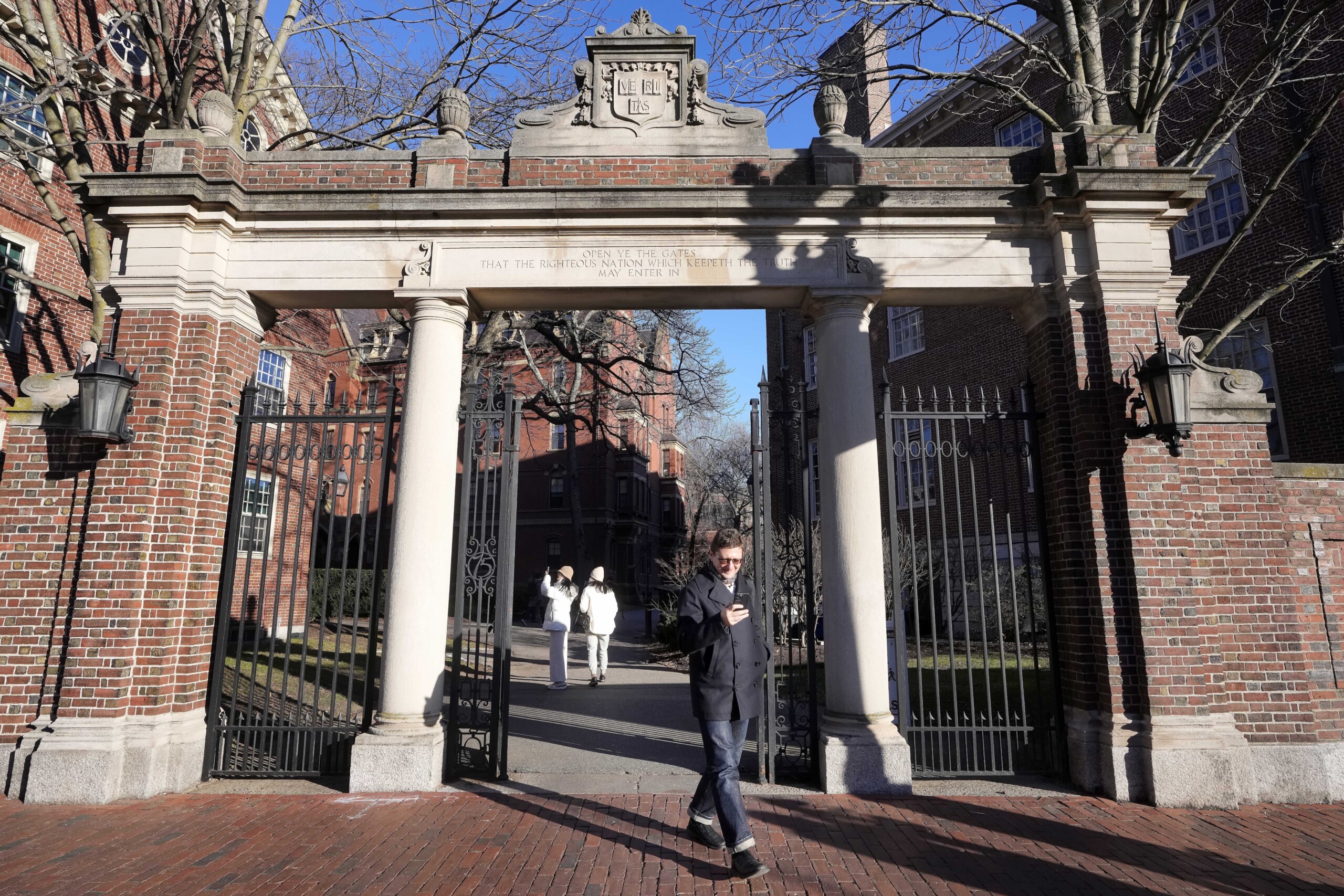 trump administration accuses harvard of violating jewish students rights scaled