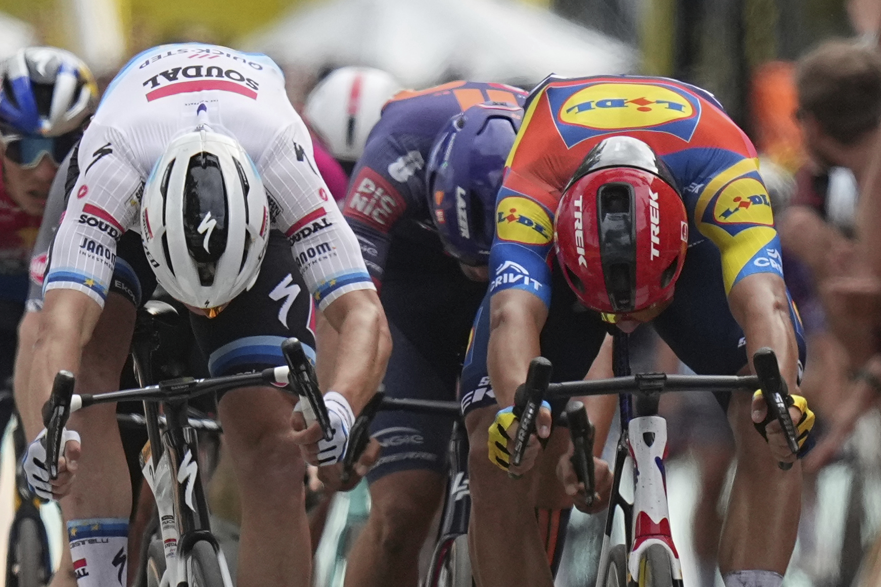 tour de france merlier wins 3rd stage ahead of milan van der poel retains yellow jersey