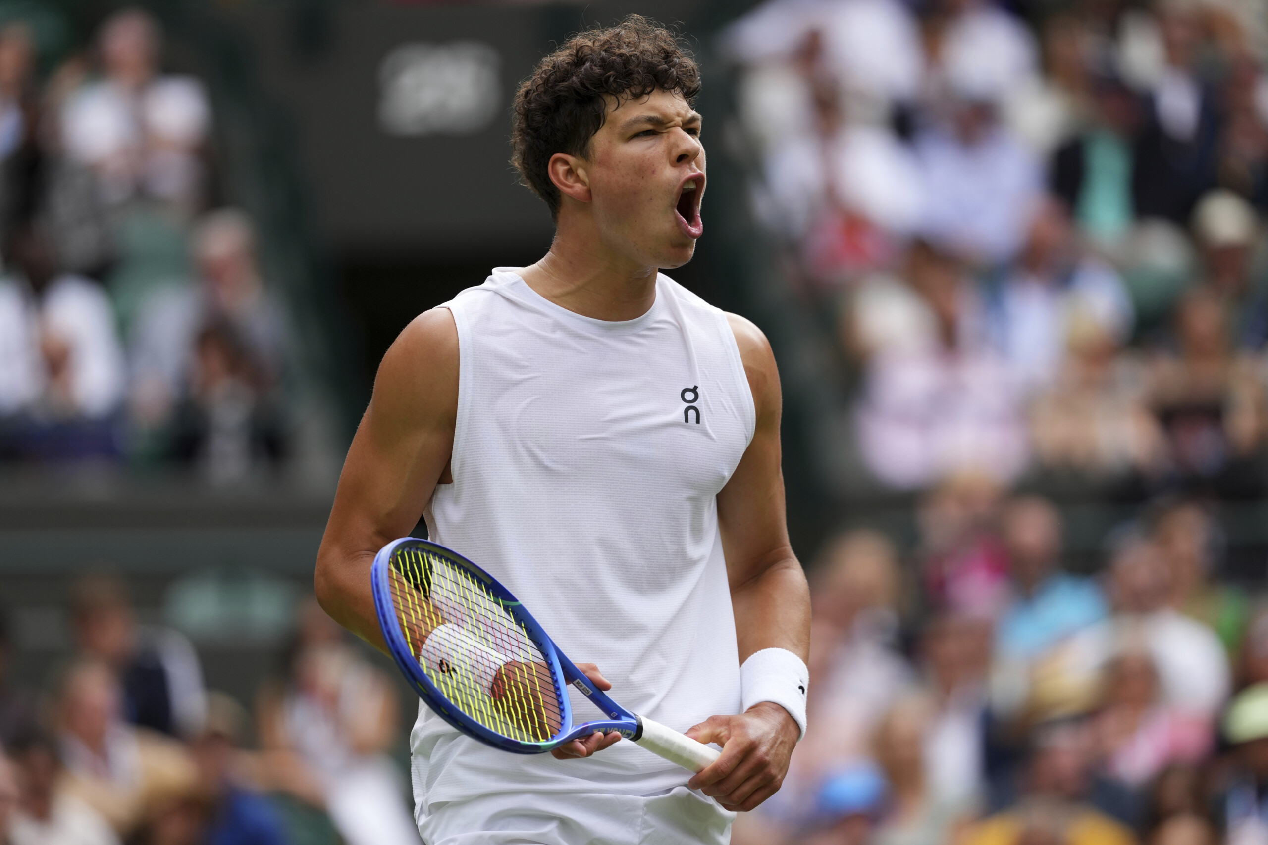 wimbledon sonego out in the round of 16 shelton wins in four sets scaled