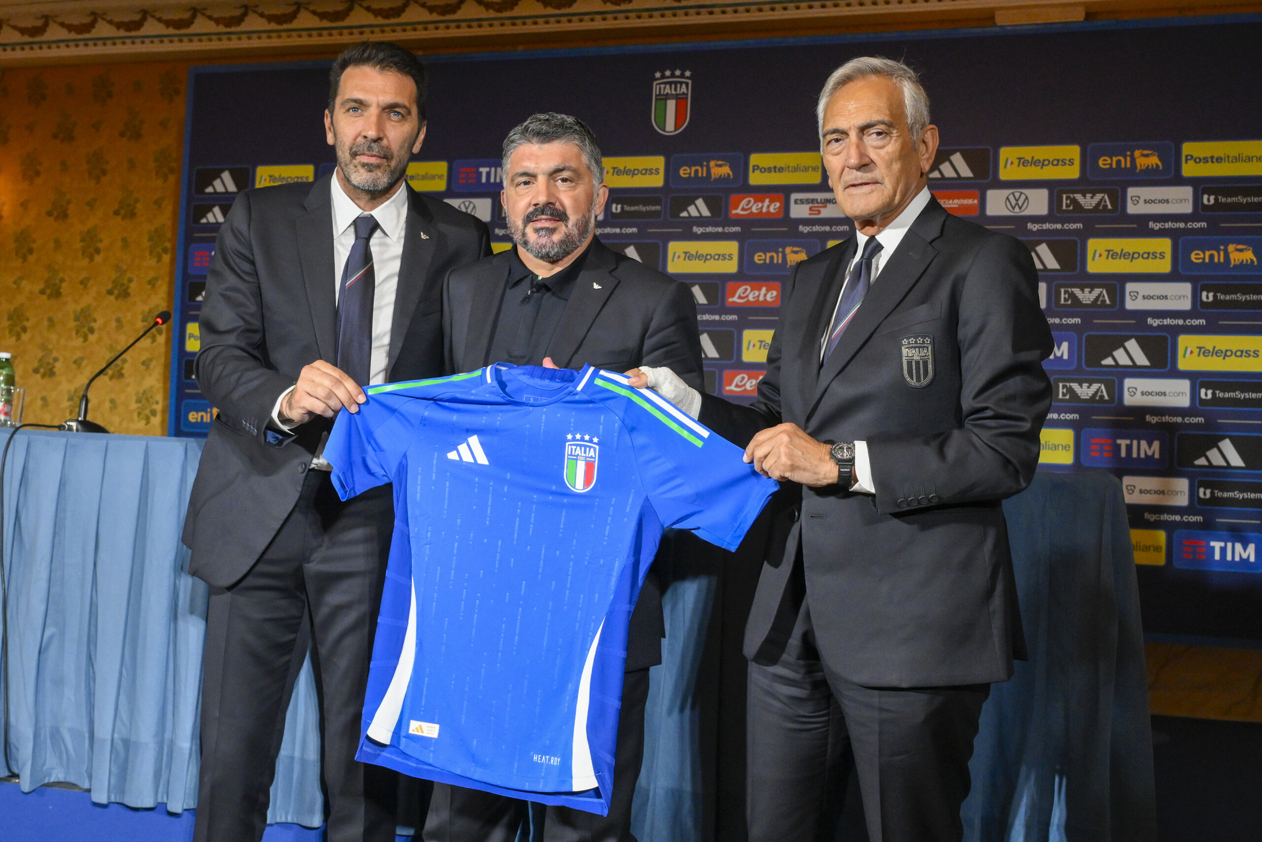 football fifa rankings italy drops out of the top 10 argentina still in the lead scaled