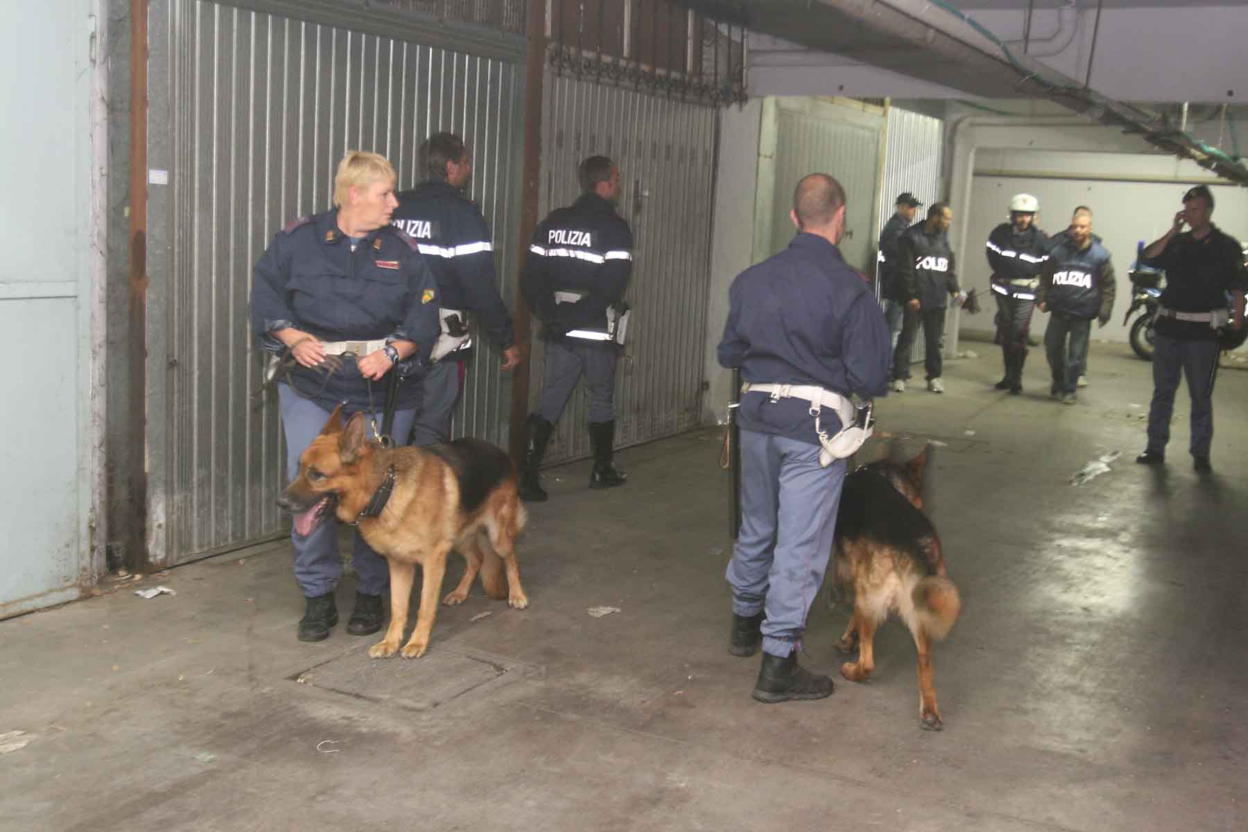 naples anti camorra operation 25 precautionary measures