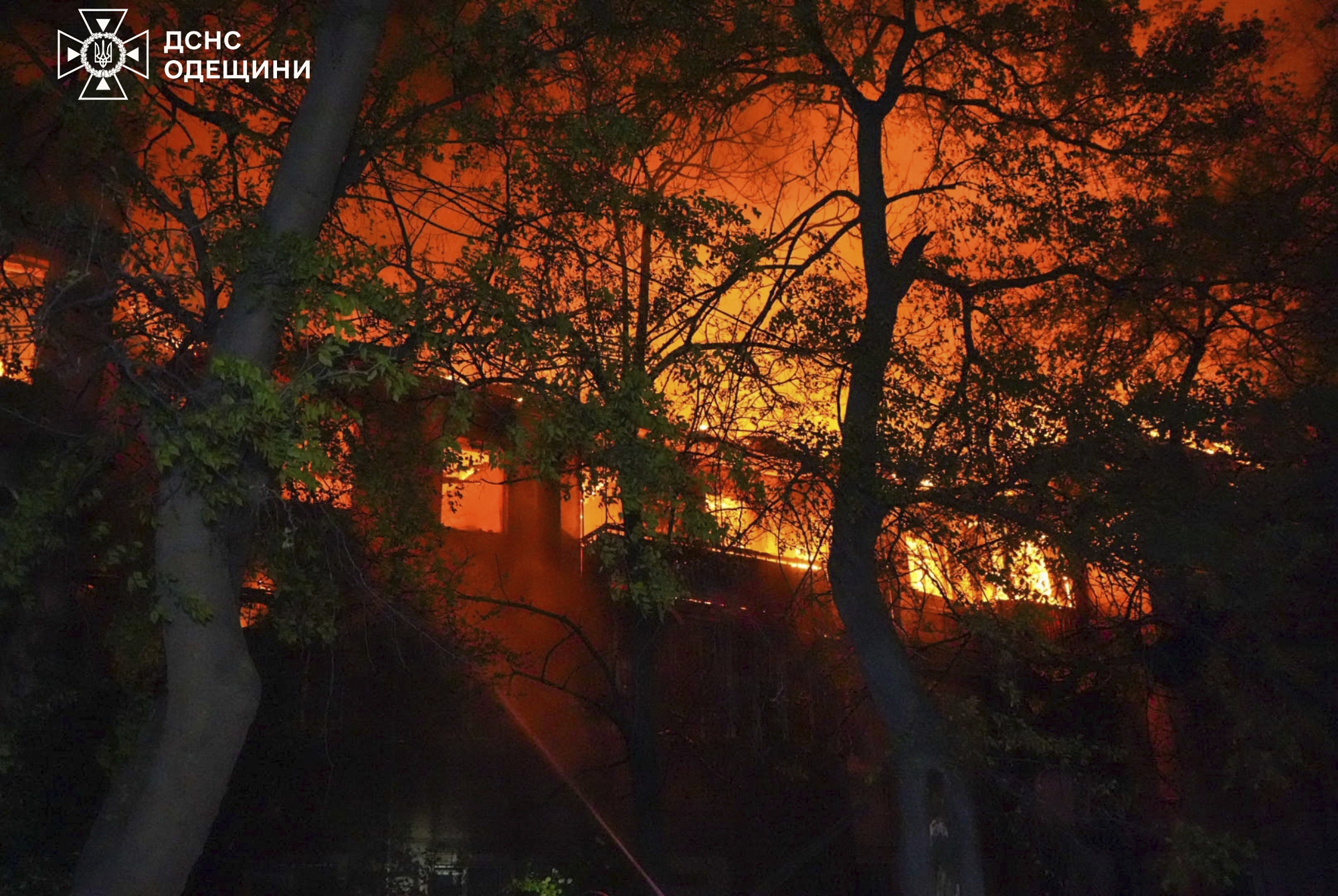 ukraine seven injured in russian raid in vinnytsia