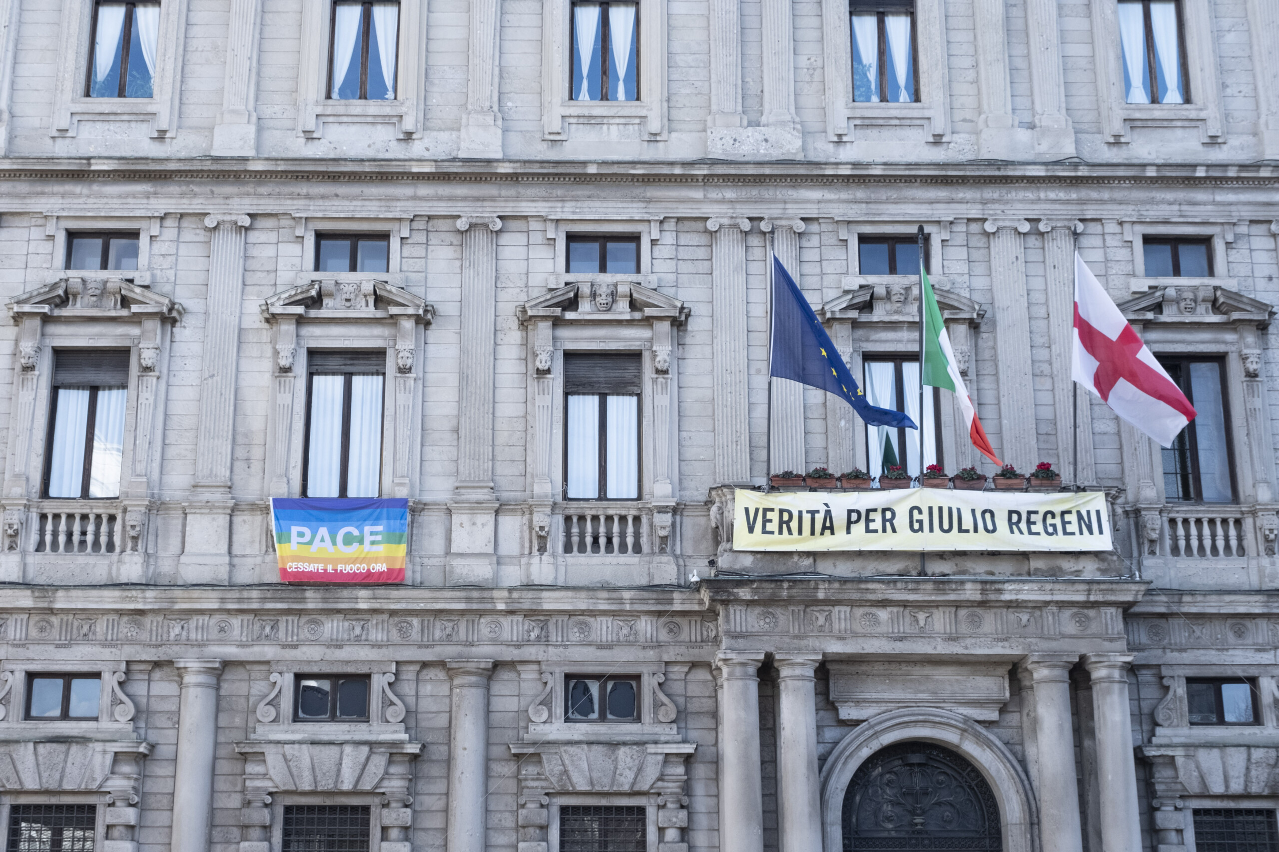urban planning investigation stefano boeri under investigation searches carried out at milan city hall scaled
