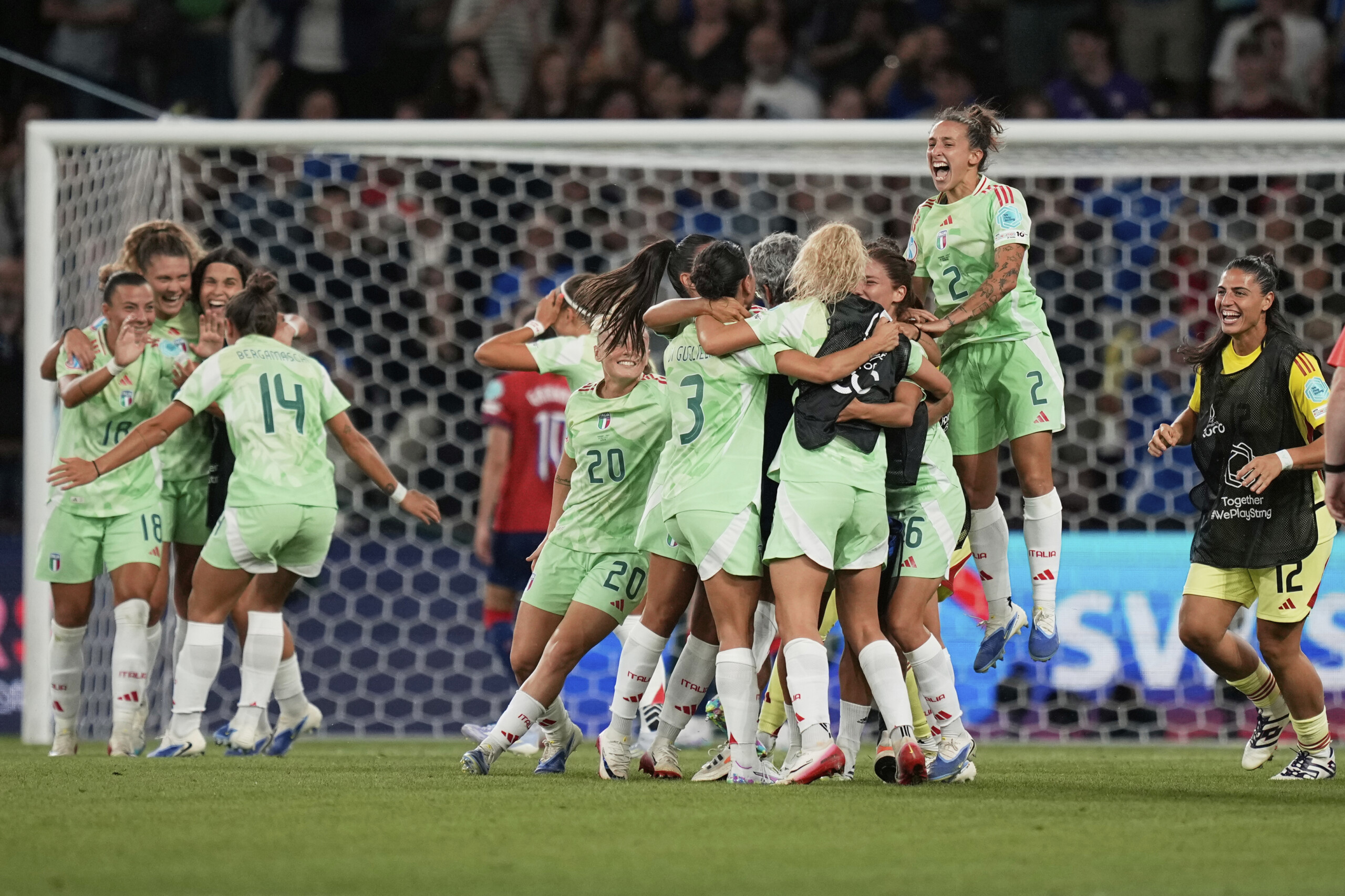 football womens european championship italy beats norway 2 1 and advances to the semi finals scaled