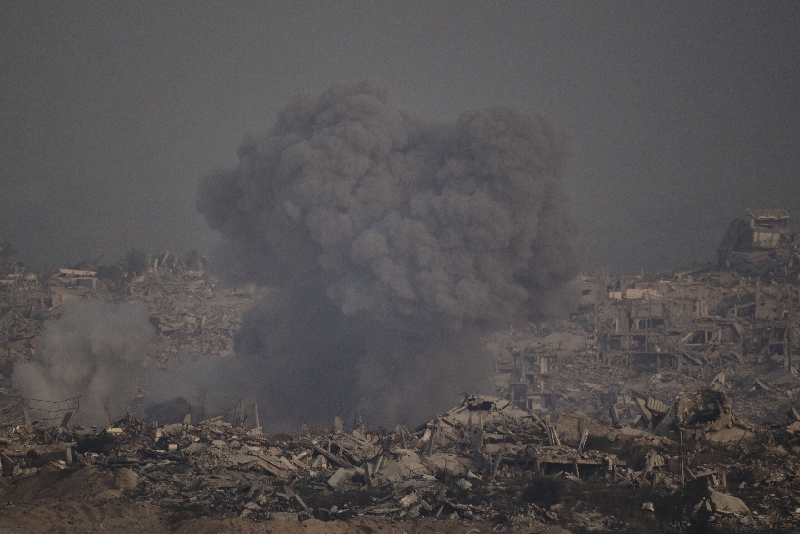 air raids and gunfire at least 42 people killed in gaza in 24 hours scaled
