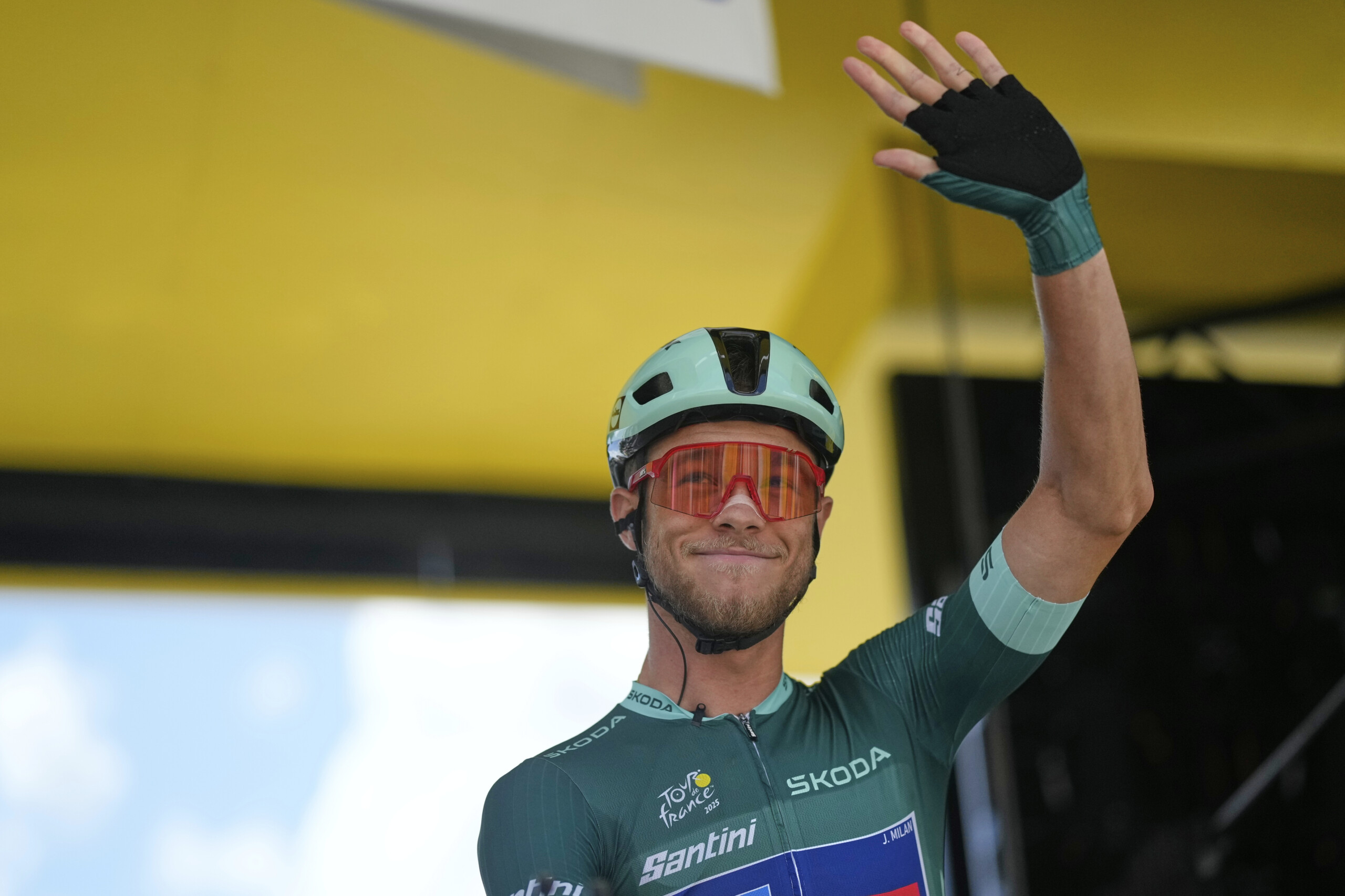 tour de france milan wins the green jersey scaled