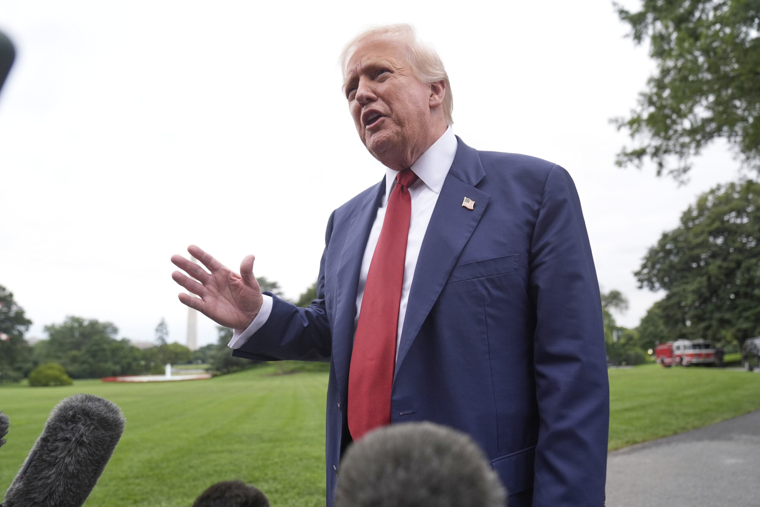 ukraine trump u s nuclear submarines closer to russia scaled