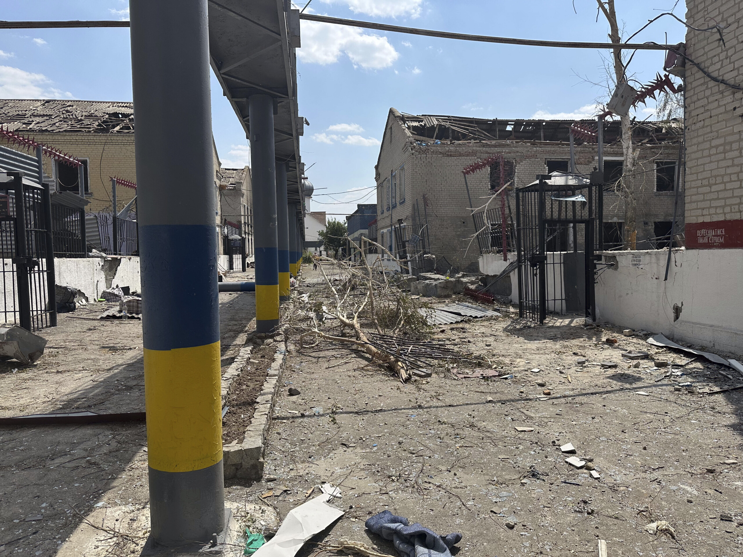 ukraine kiev four dead in russian attacks in the zaporizhzhia region scaled