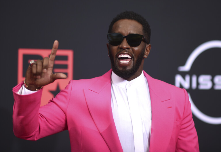 usa sean diddy combs remains in prison awaiting sentencing