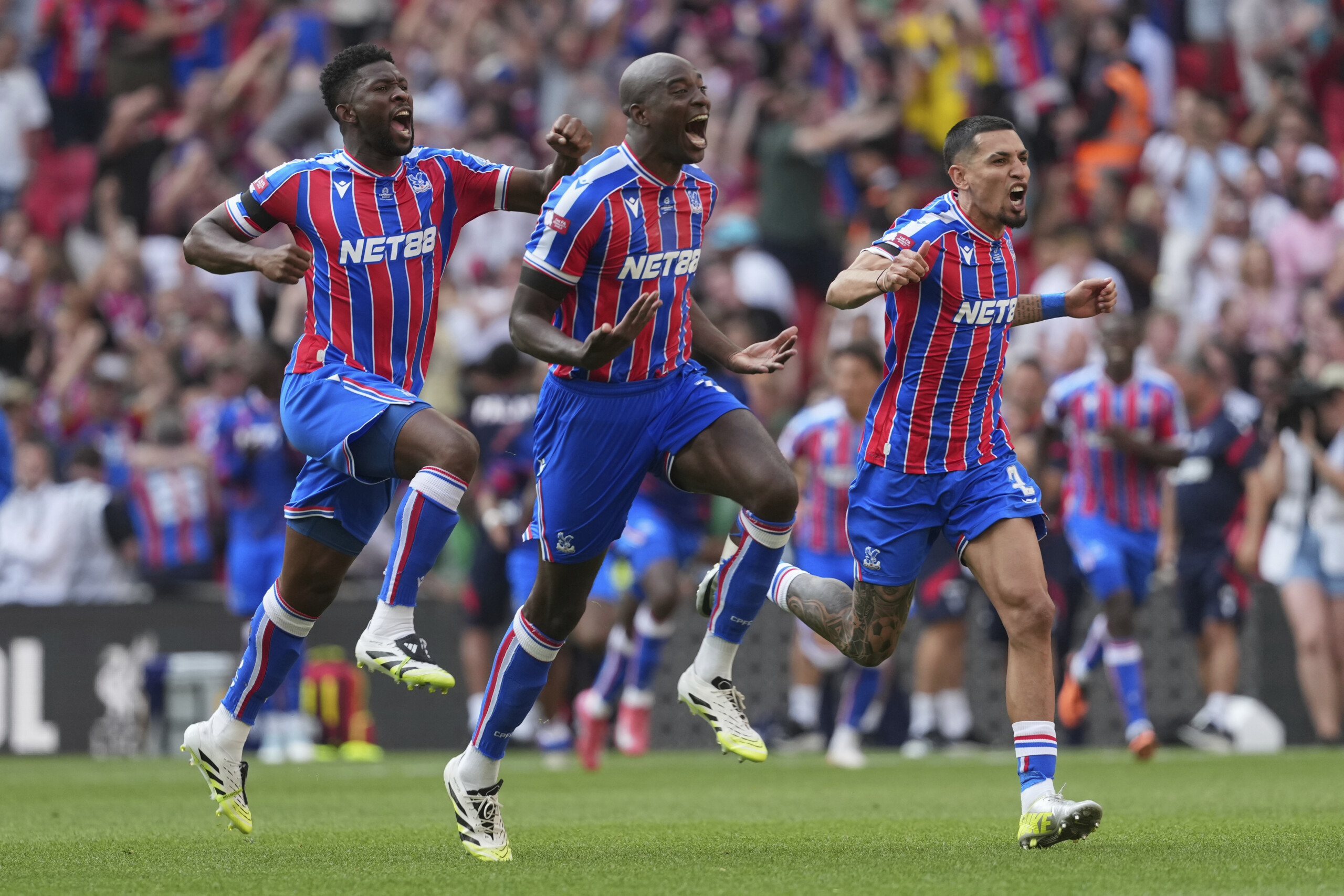 crystal palace beats liverpool on penalties to win the community shield scaled