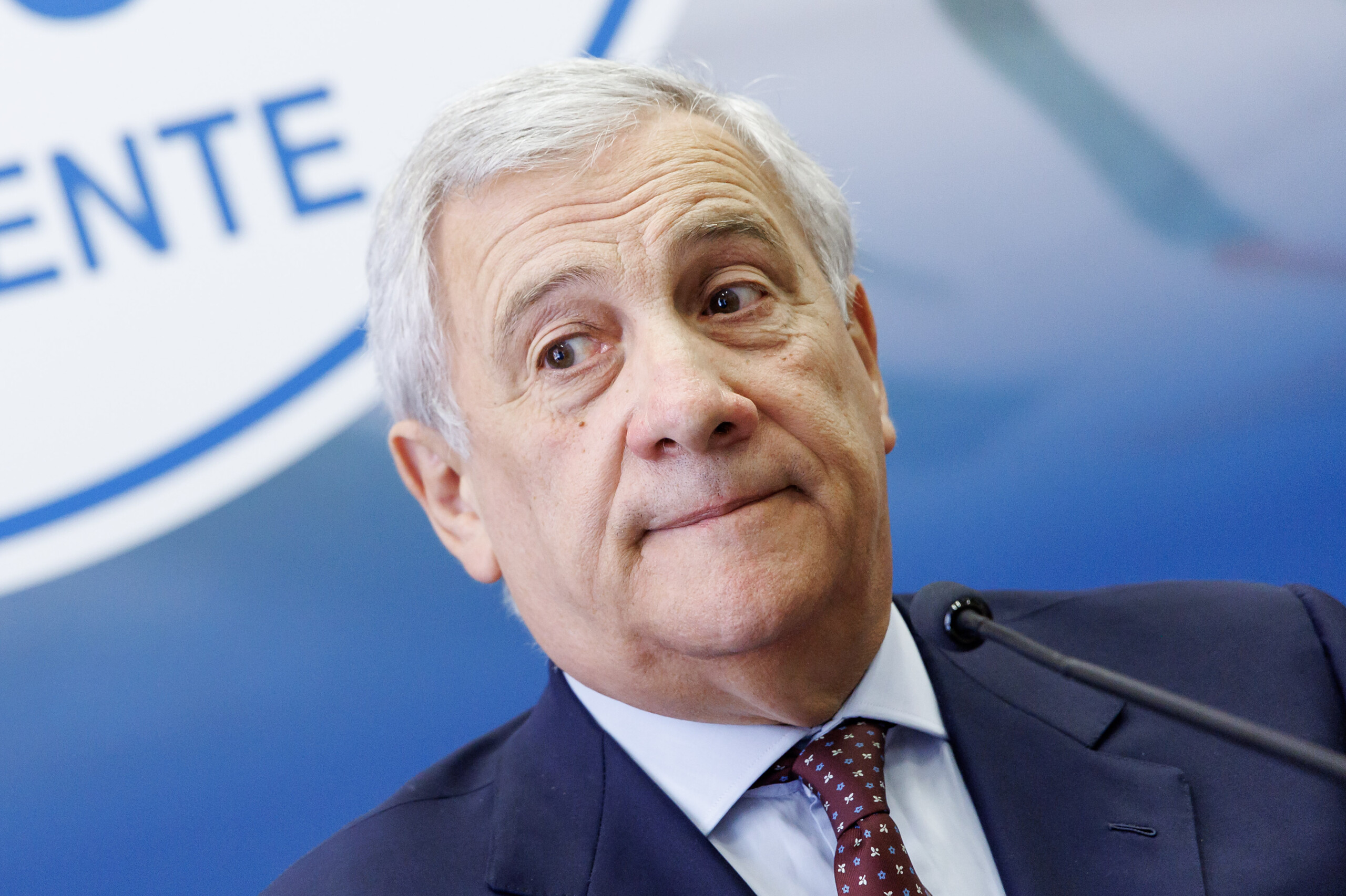 fires tajani government monitoring vesuvius emergency scaled