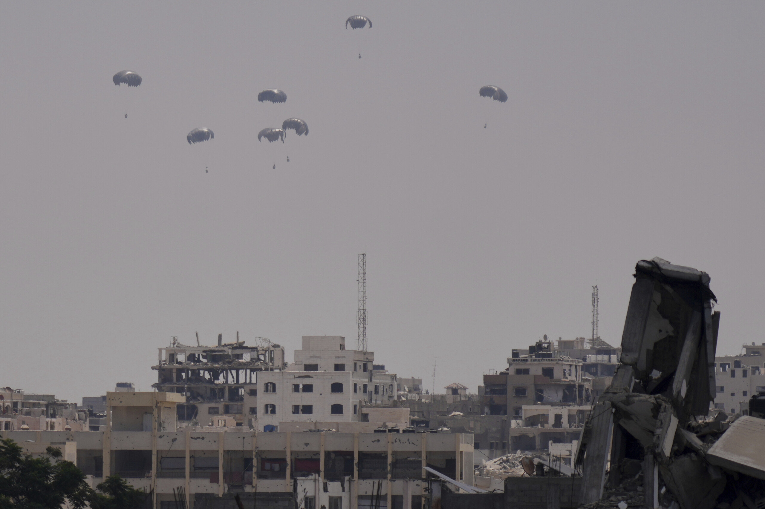 gaza idf humanitarian aid launched from seven countries including italy scaled