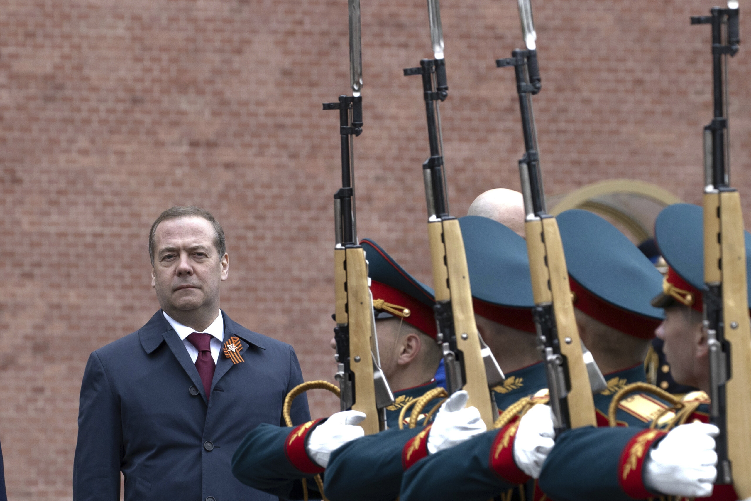 ukraine medvedev euro imbeciles are trying to hinder us efforts for peace scaled