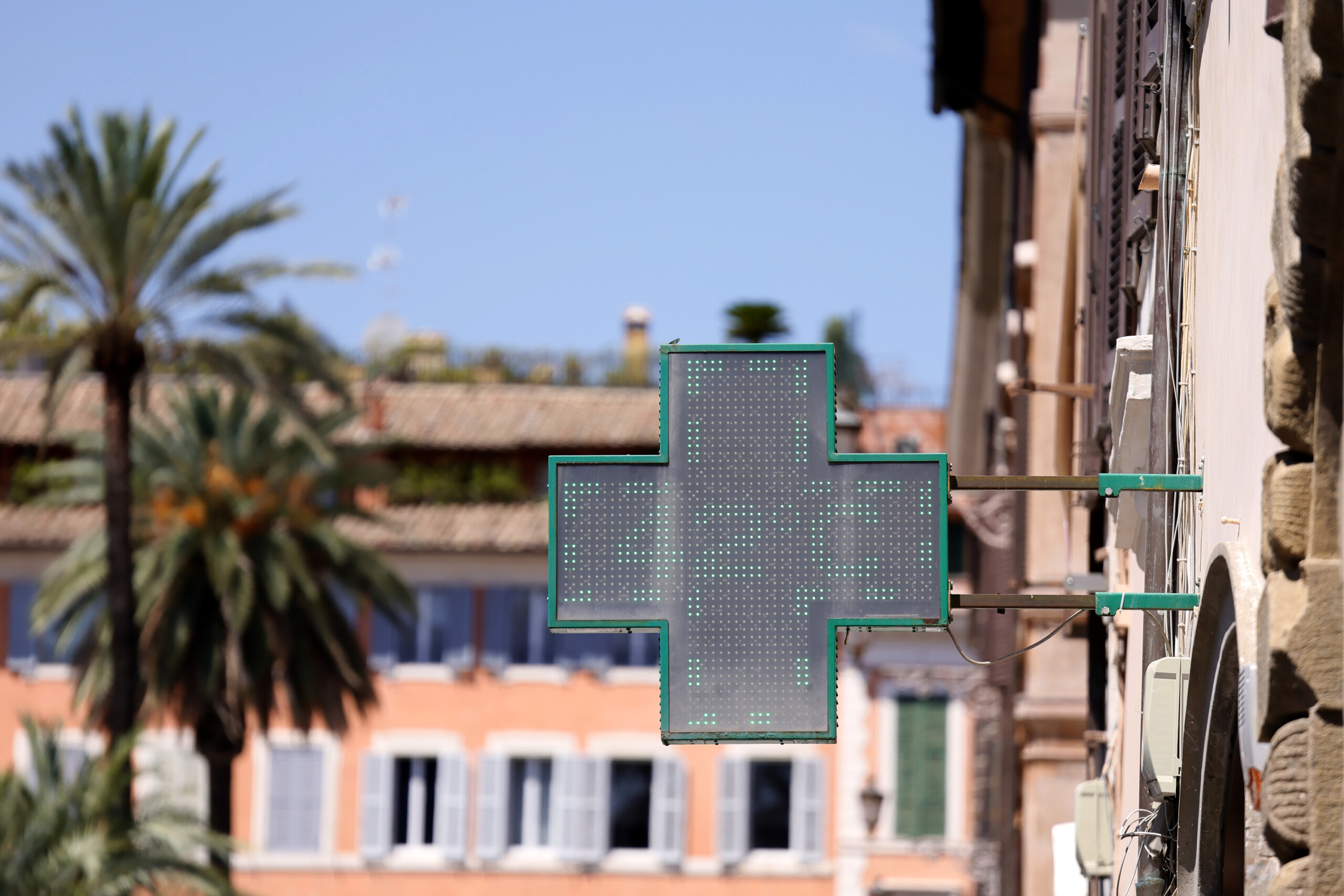 hot weather tomorrow and wednesday in bolzano temperatures expected to exceed 37 degrees scaled