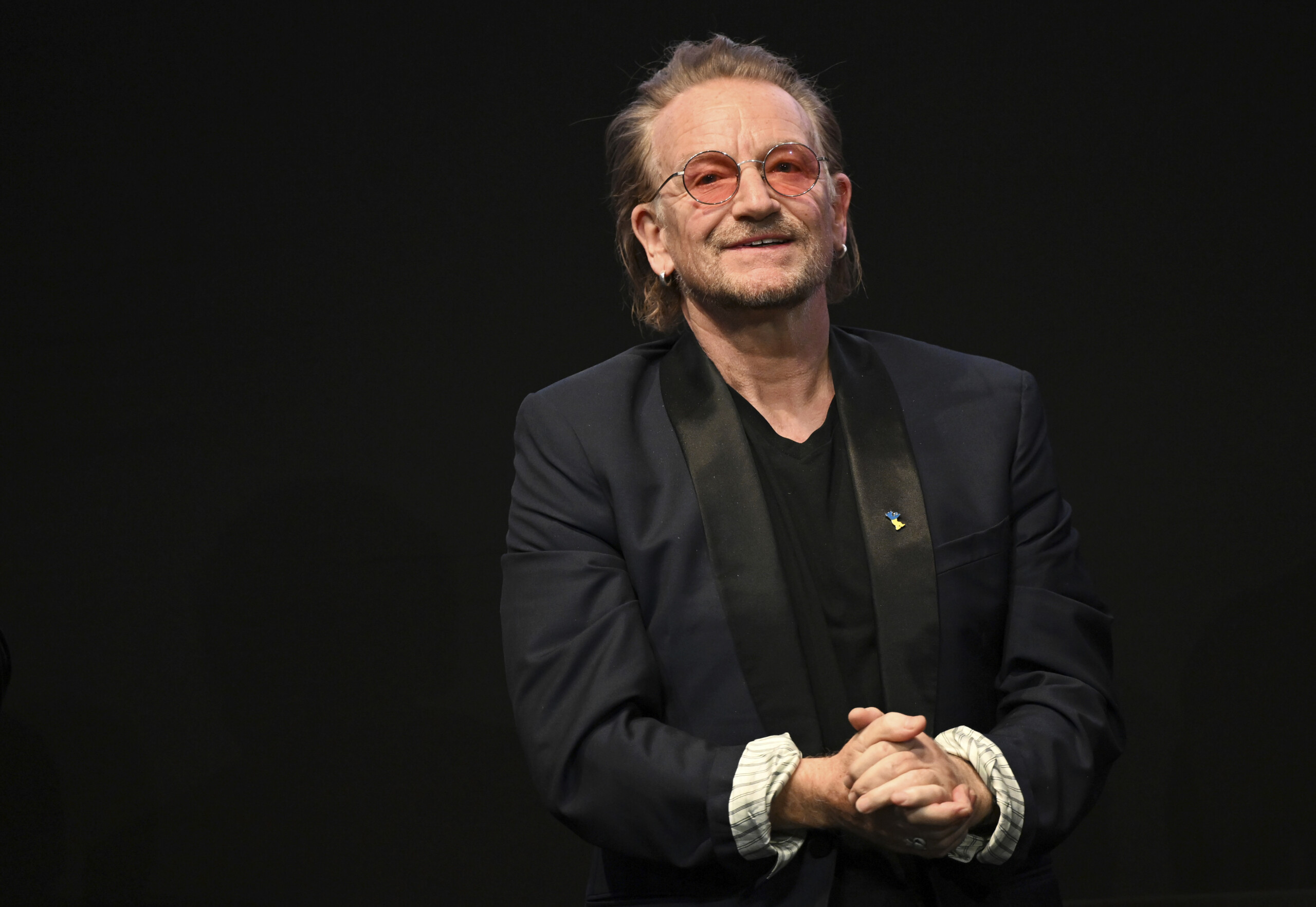u2 take a stand against netanyahu inflicted brutality on the palestinian people scaled