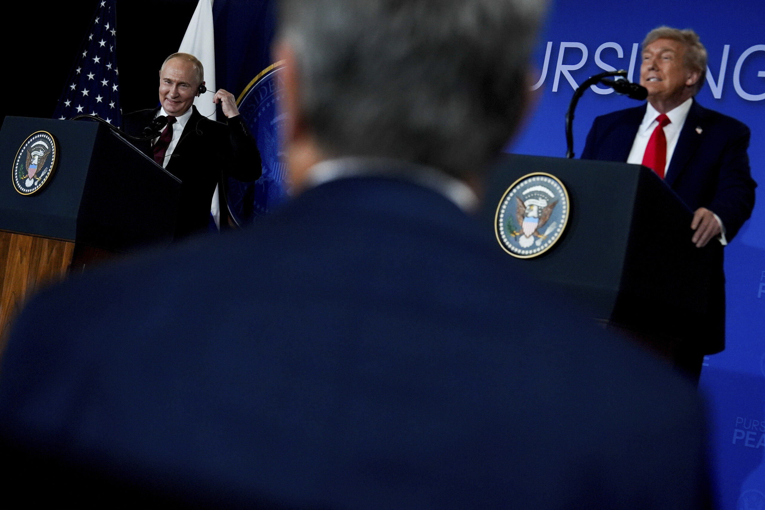 ukraine ft putin asked trump to withdraw kiev from donetsk scaled