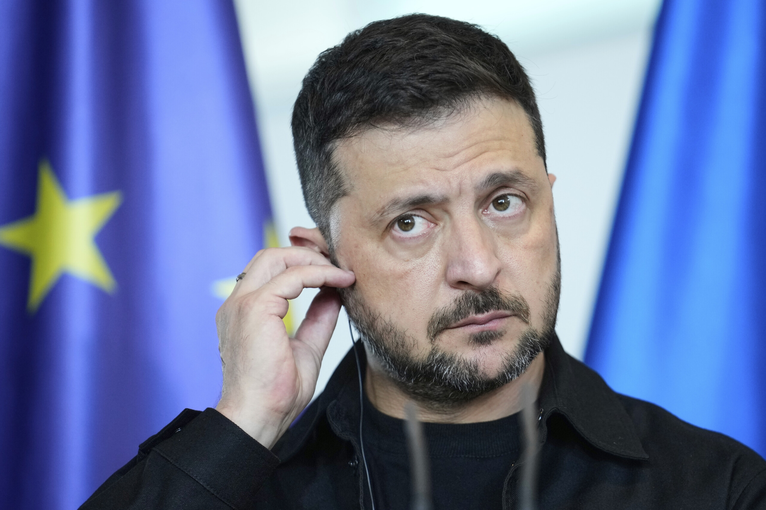 ukraine zelensky constitution makes it impossible to give up territory scaled
