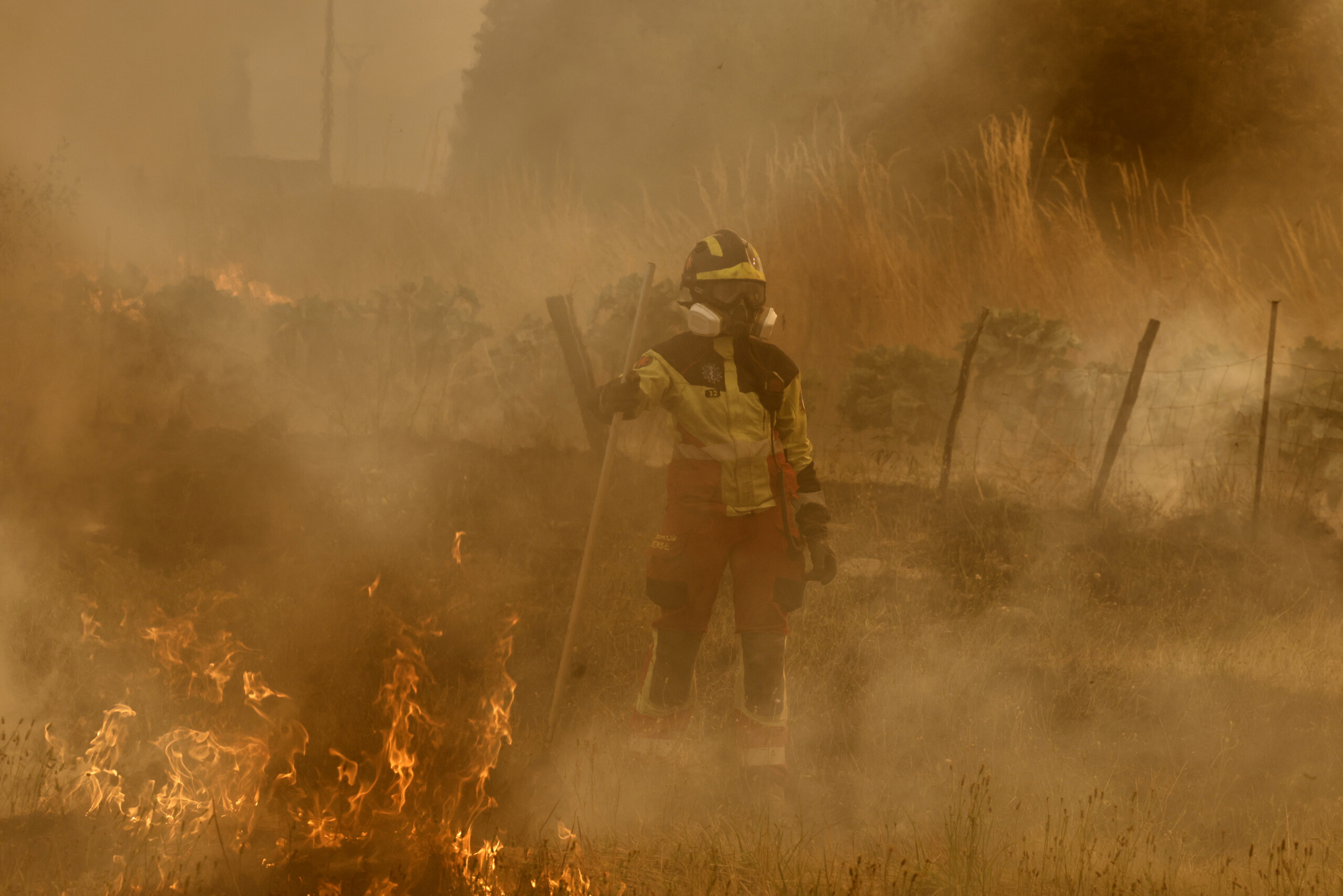 spain sanchez areas affected by wildfires declared emergency zones scaled