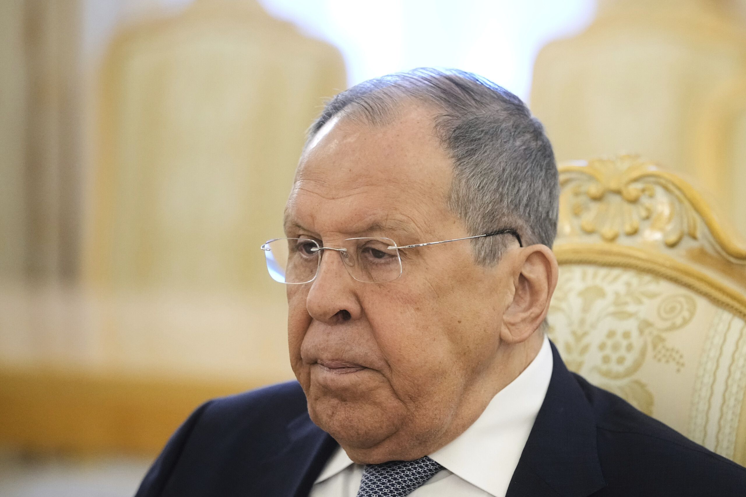 ukraine lavrov any trilateral talks must be carefully prepared scaled